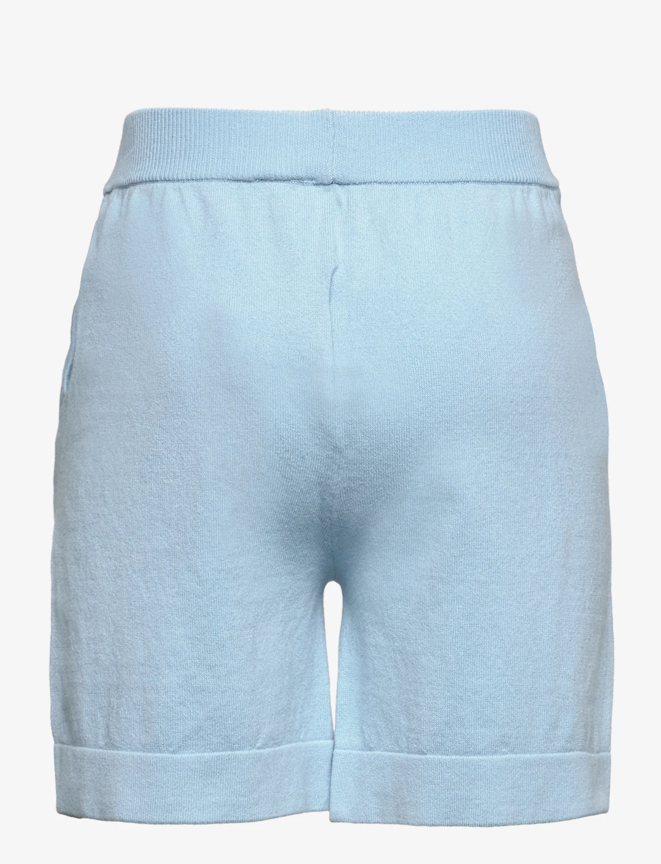 FUB - Shorts - sweatshorts - glacier - 1