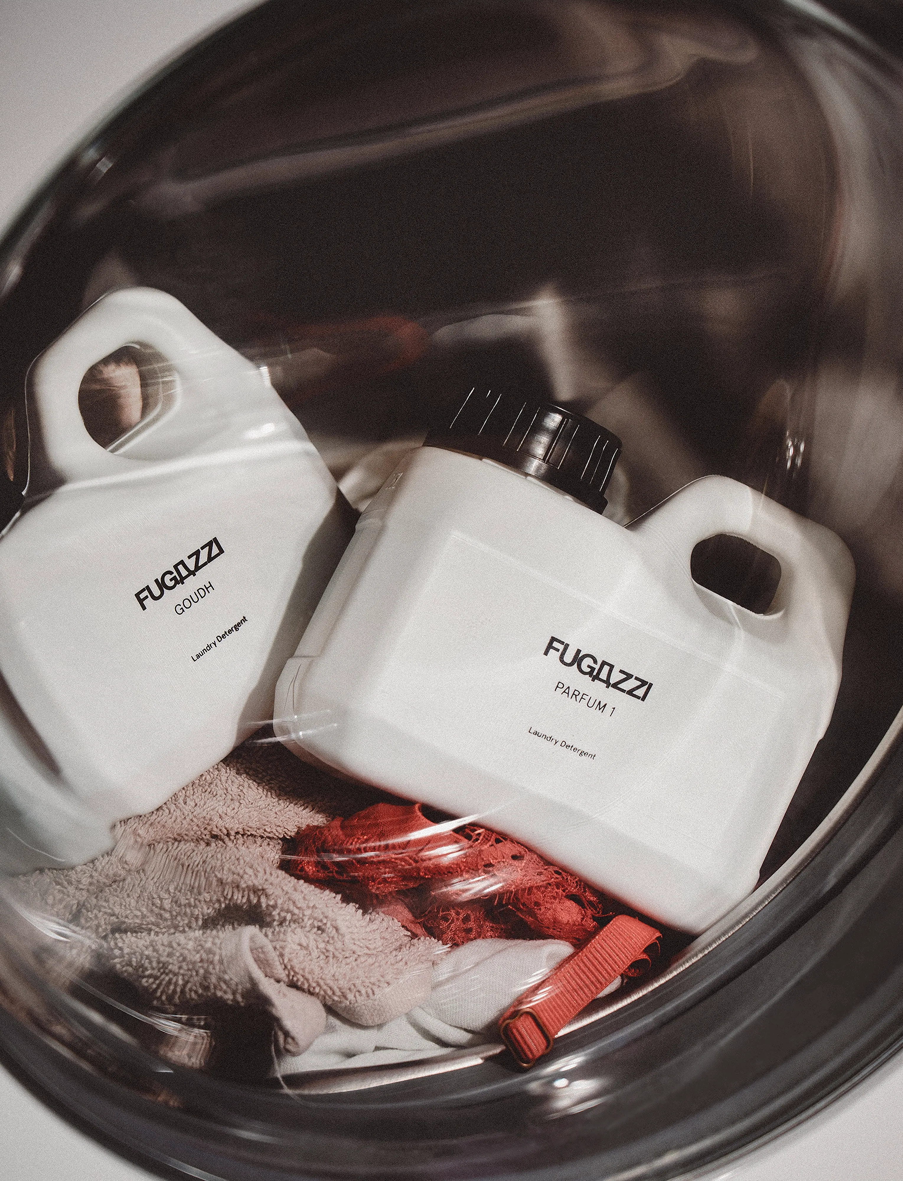 Fugazzi - LAUNDRY DETERGENT EDP PARFUM 1 500ML - pyykinpesutarvikkeet - clear - 2
