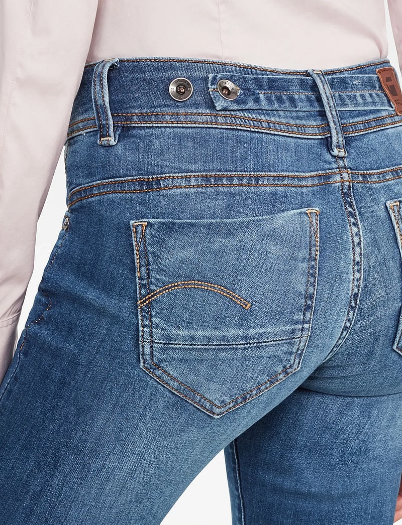 G-Star - Midge Mid Straight Wmn - sirge säärega teksad - medium indigo aged - 4