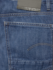 G-Star RAW - Triple A Regular Straight - regular jeans - faded capri - 4