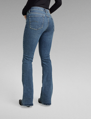G-Star RAW - 3301 Flare Wmn - utsvängda jeans - faded miami blue - 3