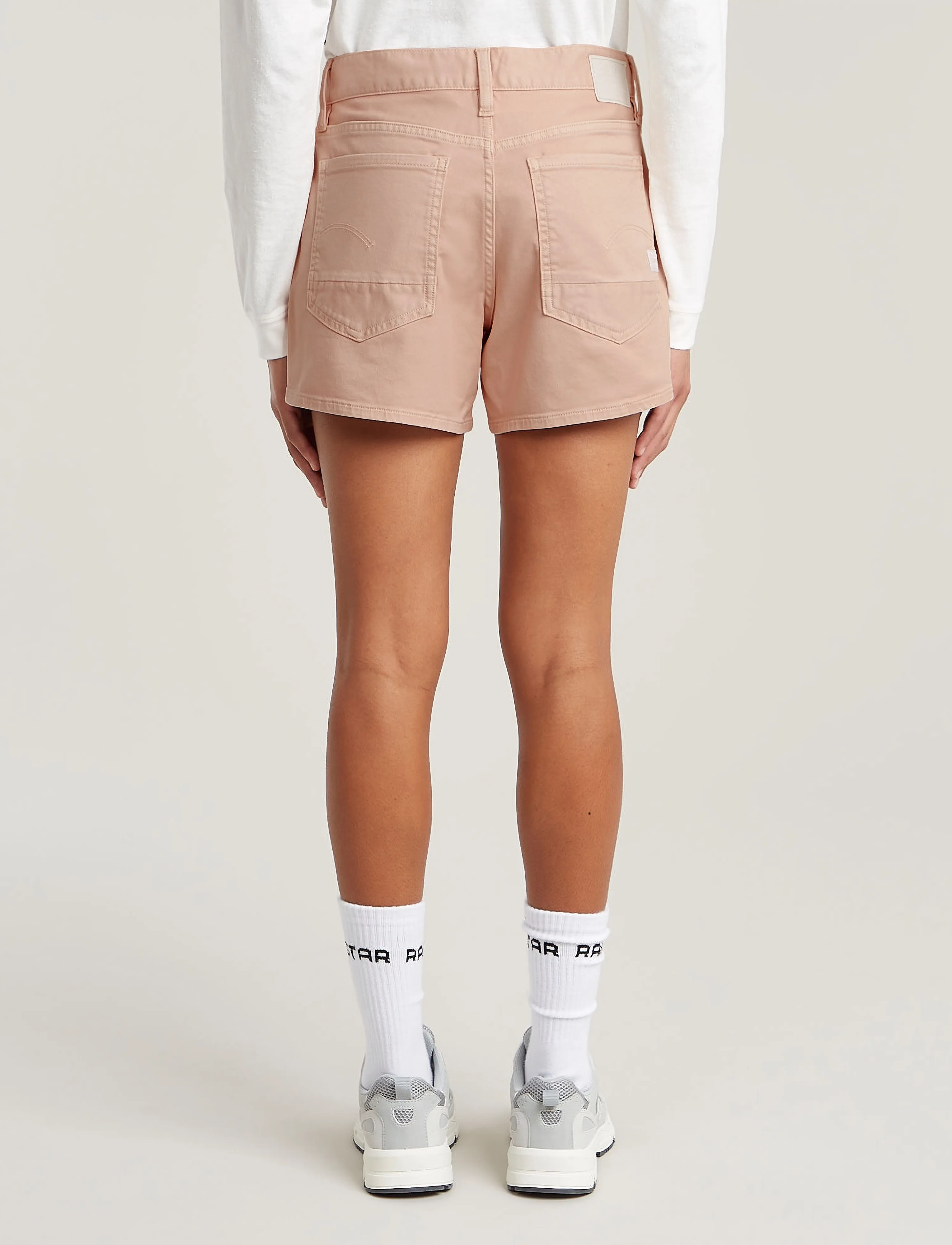 G-Star - Judee Short clean edge wmn - spodenki chino - liquid pink gd - 1