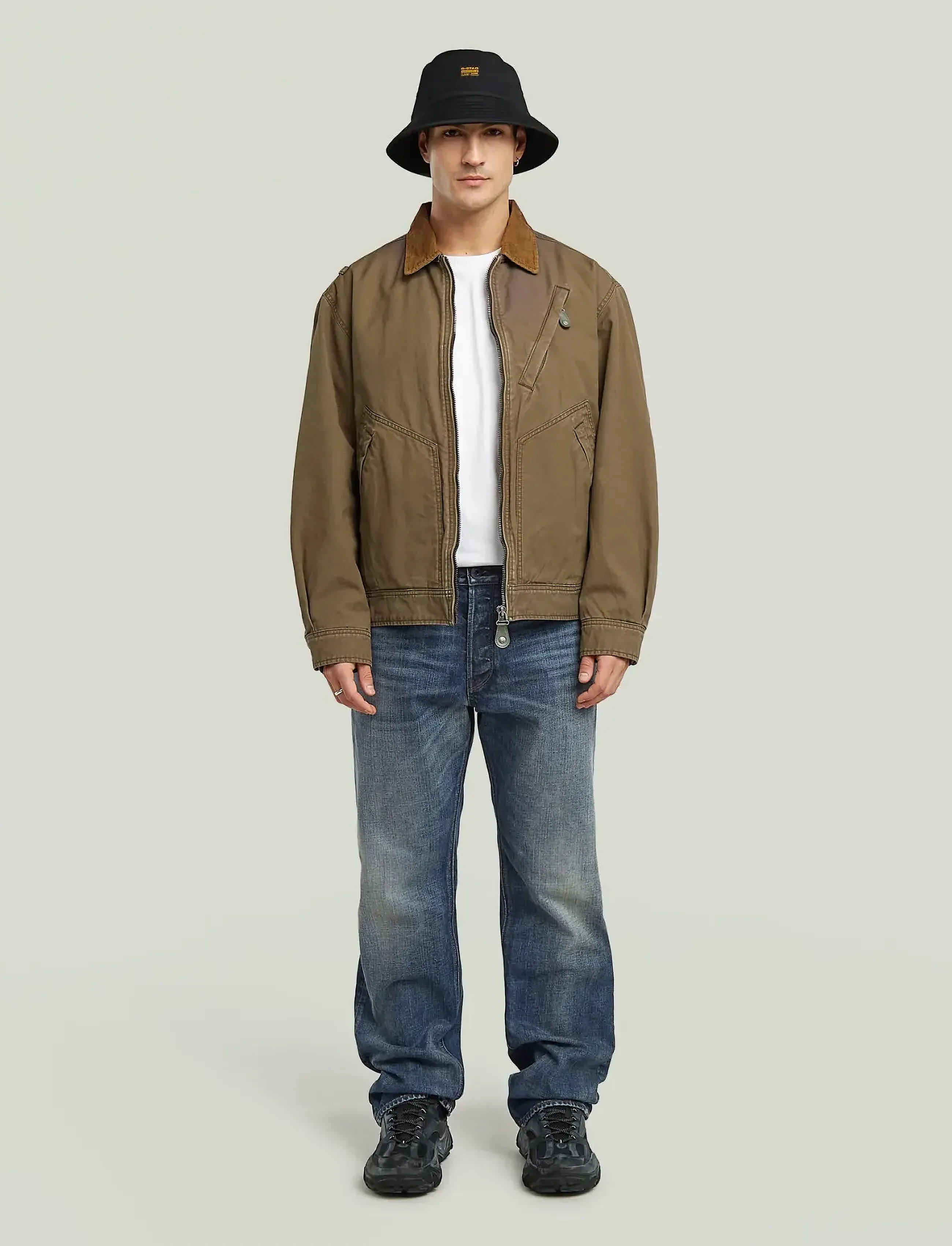 Duty Canvas Trucker 3
