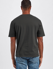 Gabba - Nigel Boxy Peak Print SS - basic t-shirts - black - 5
