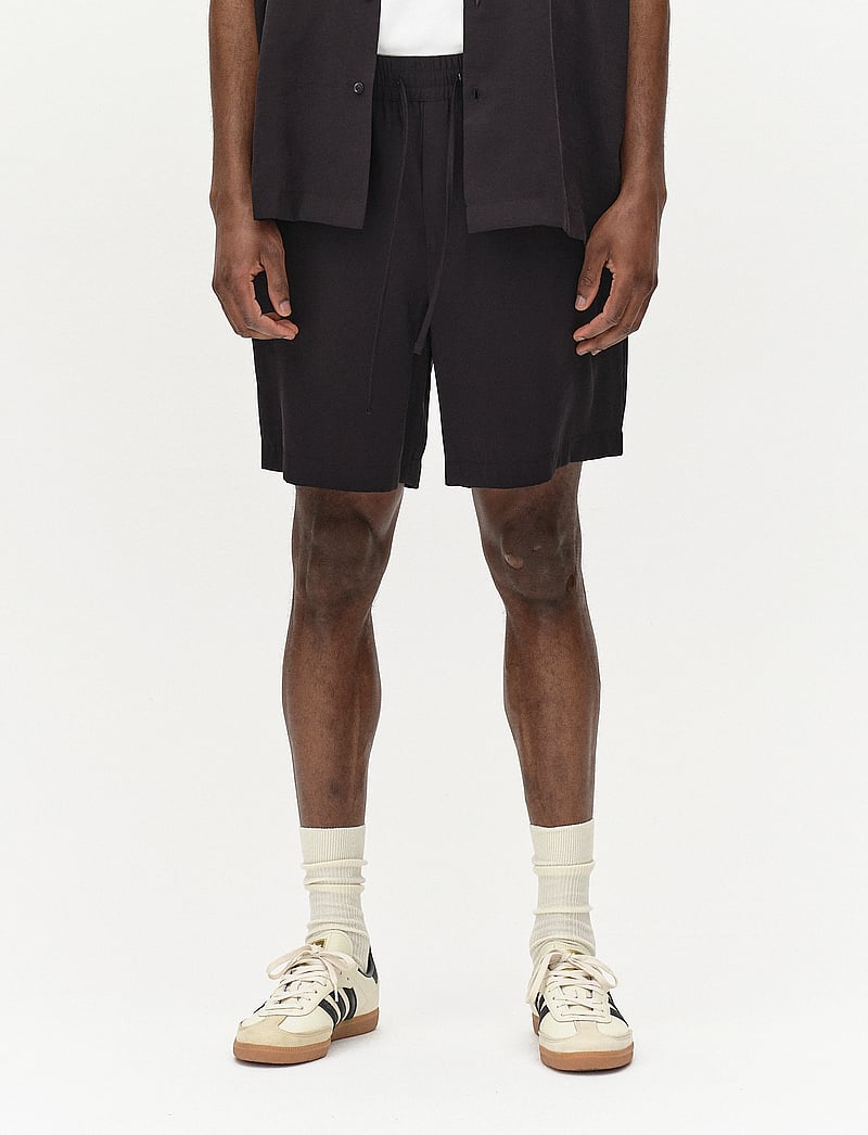 Gabba - Bo Yari - casual shorts - meteorite - 0