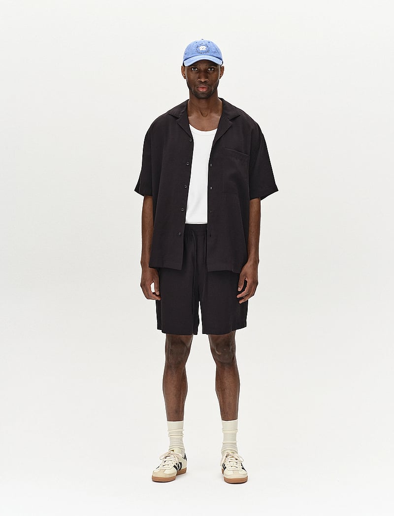 Gabba - Bo Yari - casual shorts - meteorite - 3