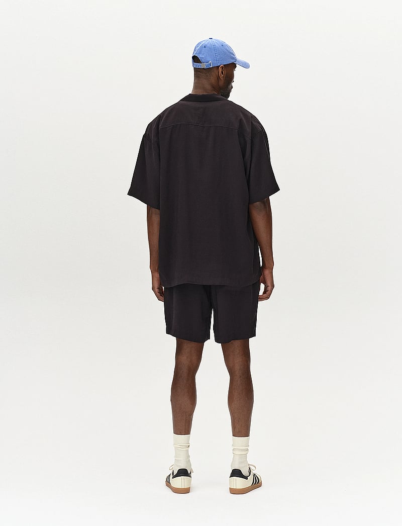 Gabba - Bo Yari - casual shorts - meteorite - 4