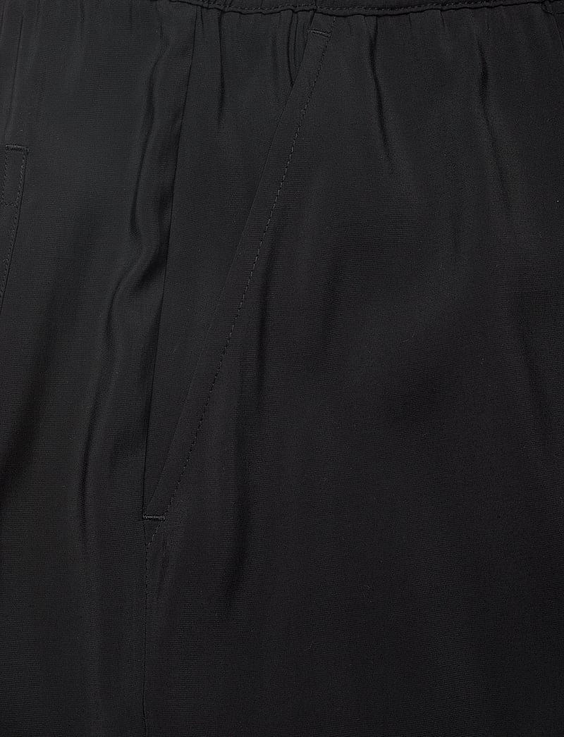 Gabba - Bo Yari - casual shorts - meteorite - 5