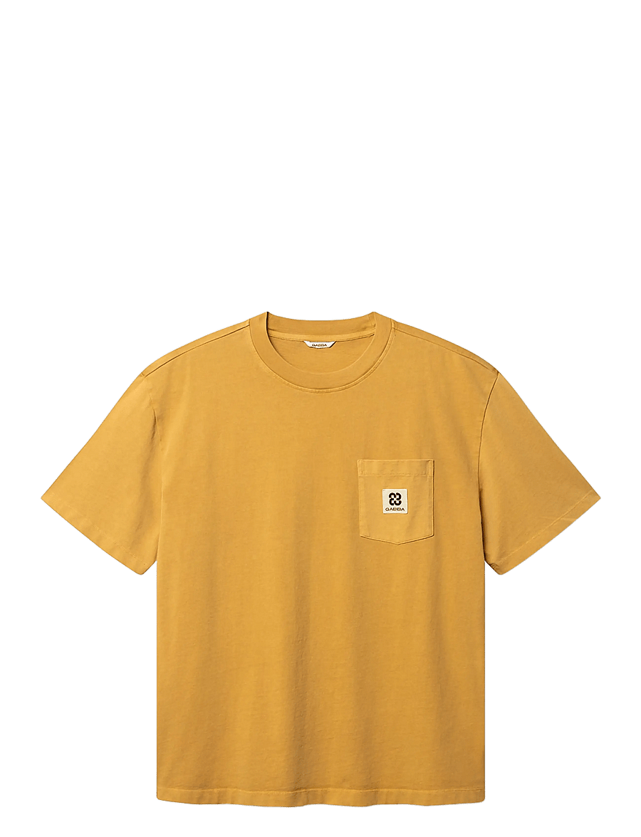 Gabba - GABnigel Wix Pkt Boxy Hour SS T-Shirt - kortærmede t-shirts - mustard yellow - 1