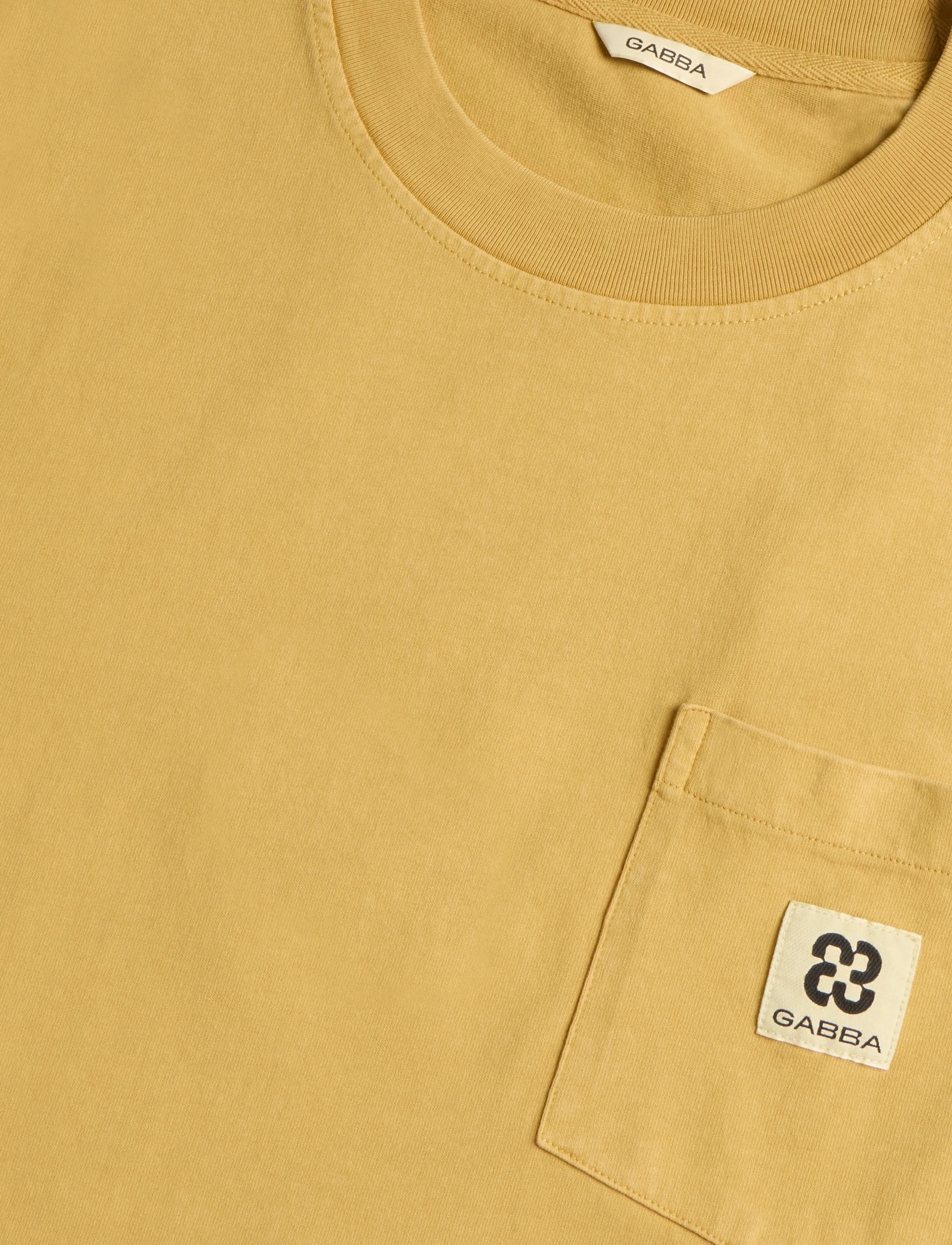 Gabba - GABnigel Wix Pkt Boxy Hour SS T-Shirt - kortærmede t-shirts - mustard yellow - 5