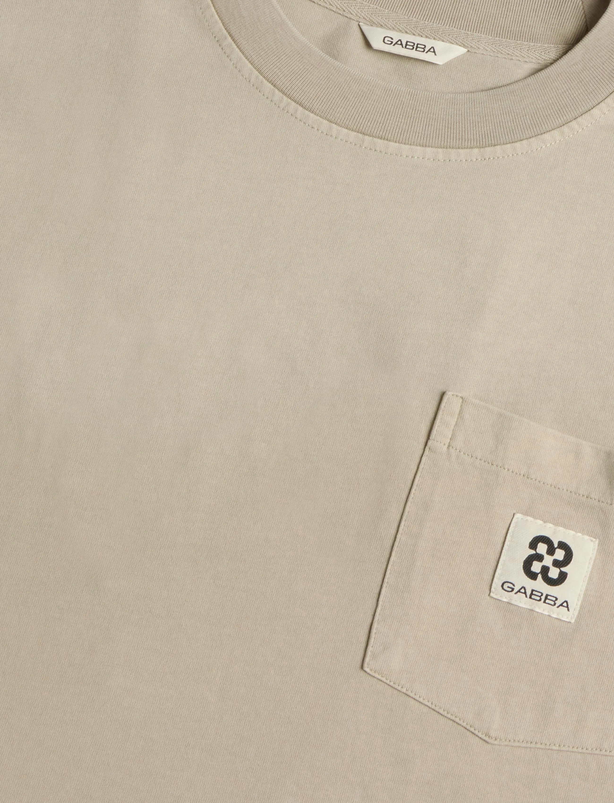 Gabba - GABnigel Wix Pkt Boxy Hour SS T-Shirt - short-sleeved t-shirts - sand crocker - 5