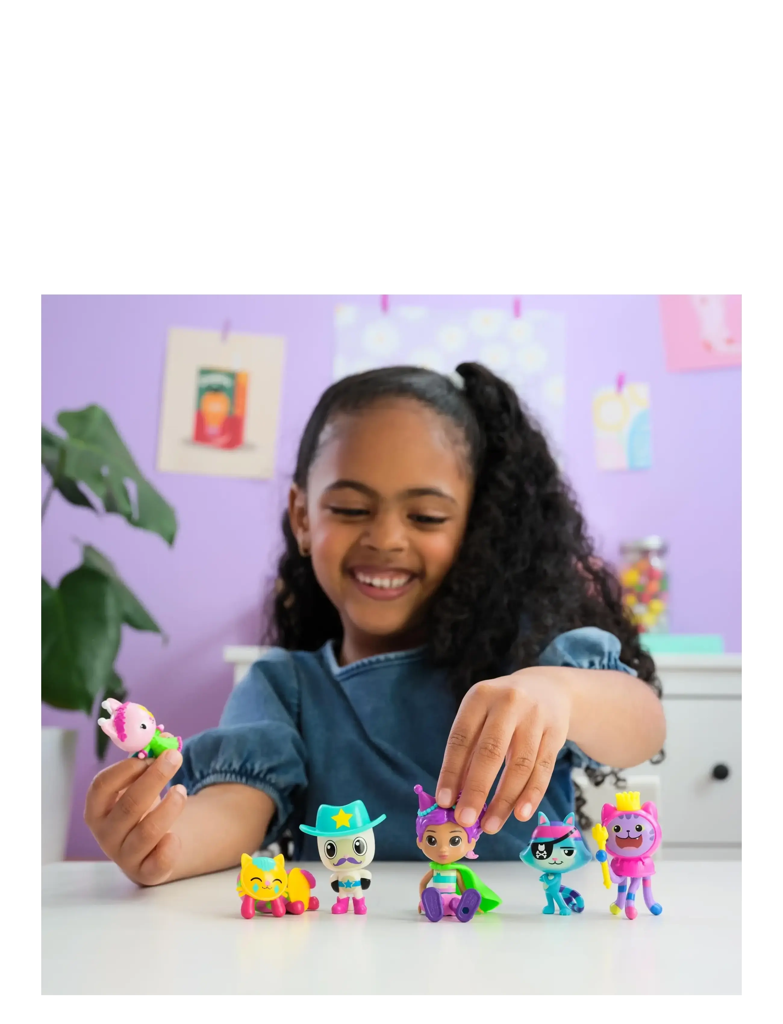 Gabby's Dollhouse - Gabby's Dollhouse Celebration 6 Figure Giftset - multi - 5