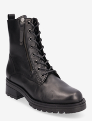 Laced ankle boot - BLACK