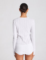 Gai+Lisva - Thyra L/S Cotton Top Drop Needle GO - t-shirt & tops - white - 2
