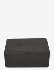 GAIAM NAVAJO BLACK BLOCK - BLACK