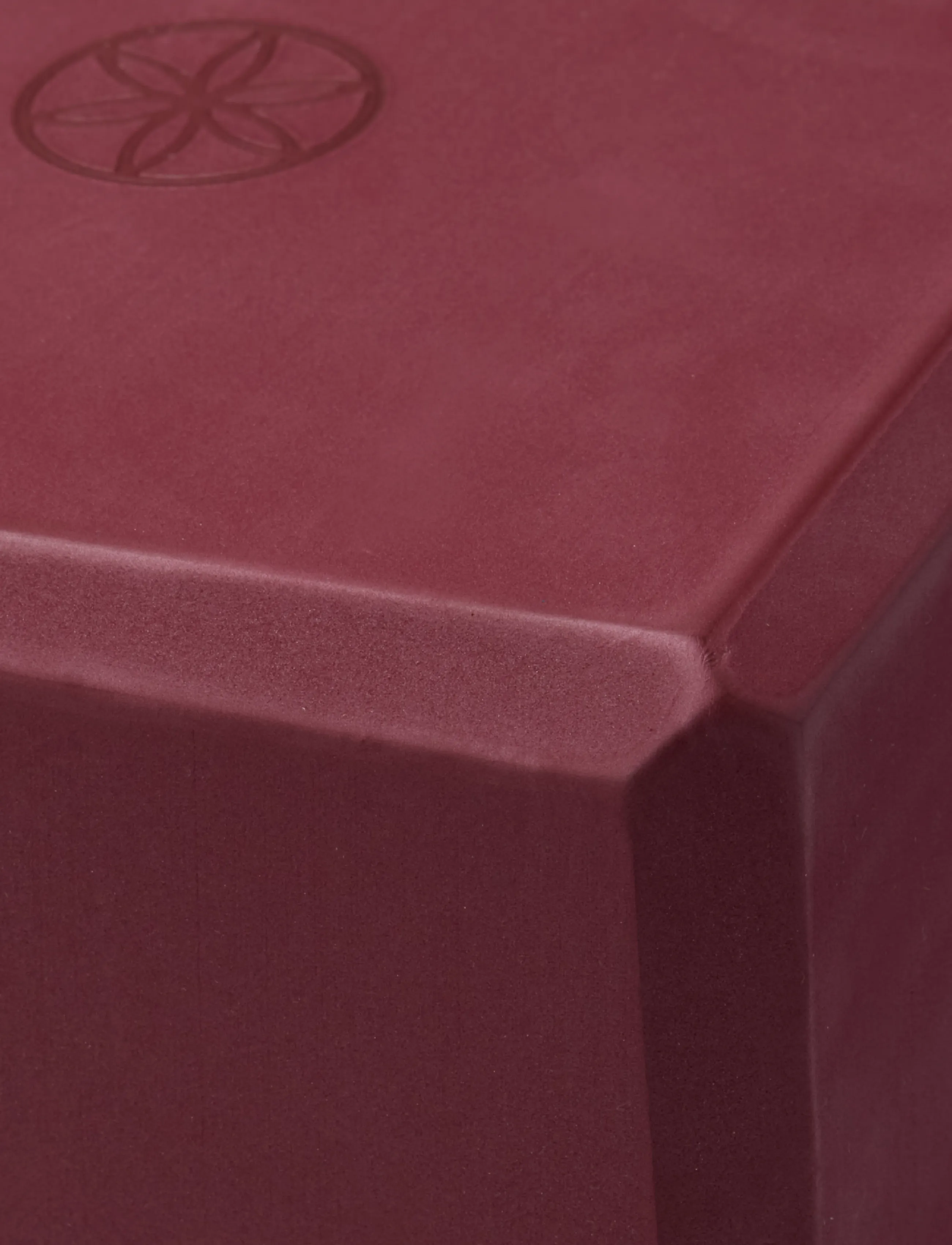 Gaiam - CHERRY YOGA BLOCK - yoga blocks & straps - cherry - 3