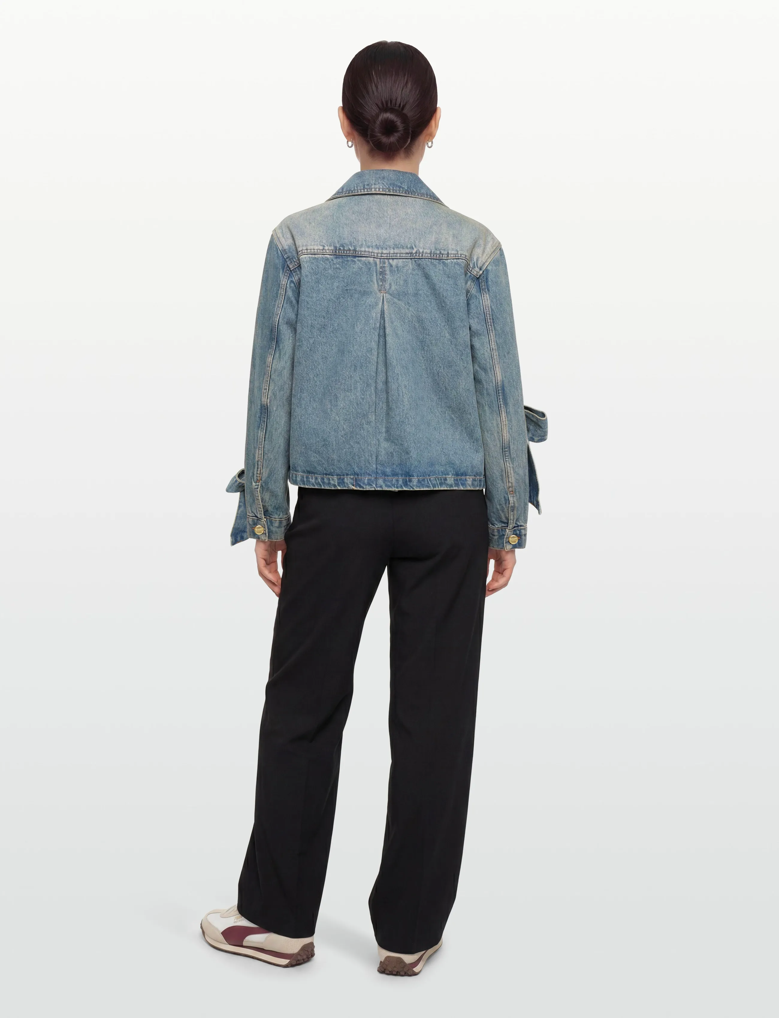 Ganni - Ganni Tint Rigid Denim Bow Jacket - pavasarinės striukės - blue - 4