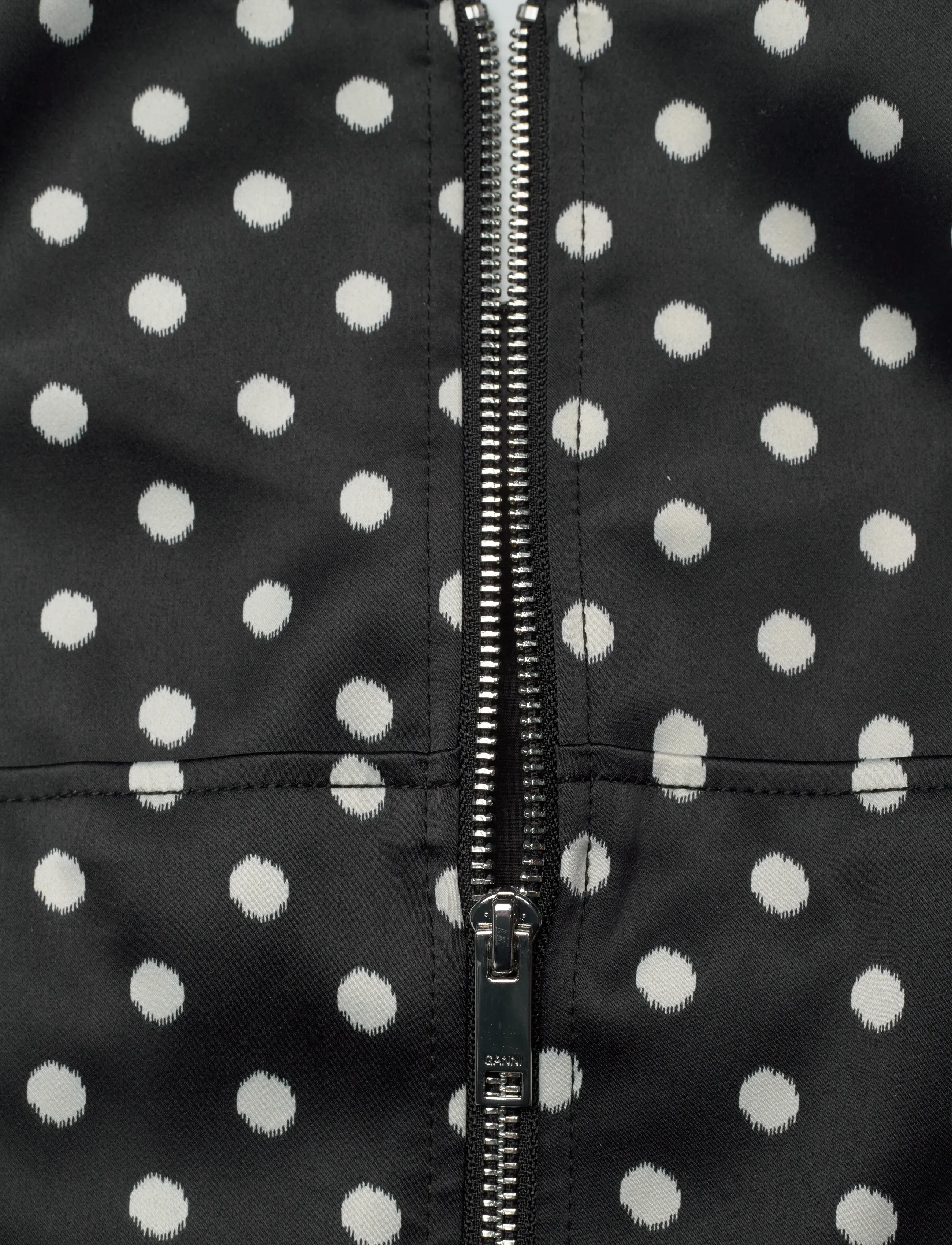 Ganni - Polka-Dot Satin Corset Top - lühikesed topid - black - 3