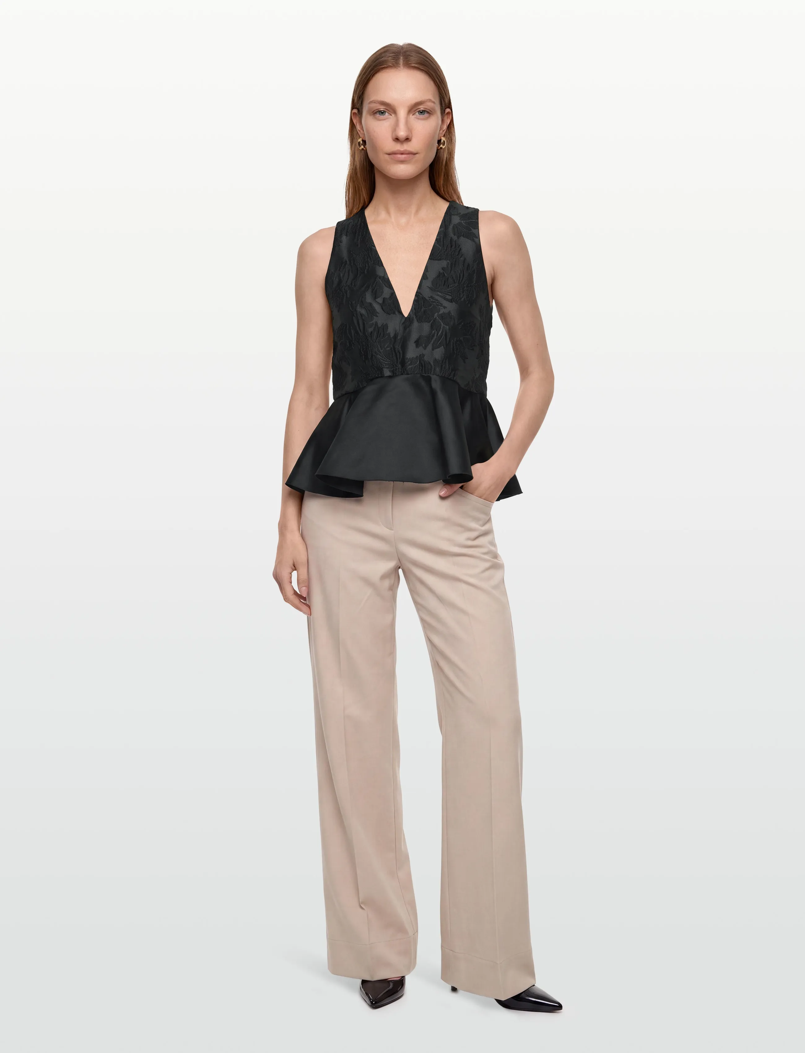 Ganni Satin Cloque Peplum Top, 38, Black, Bluser > Uden Ærmer, Dame
