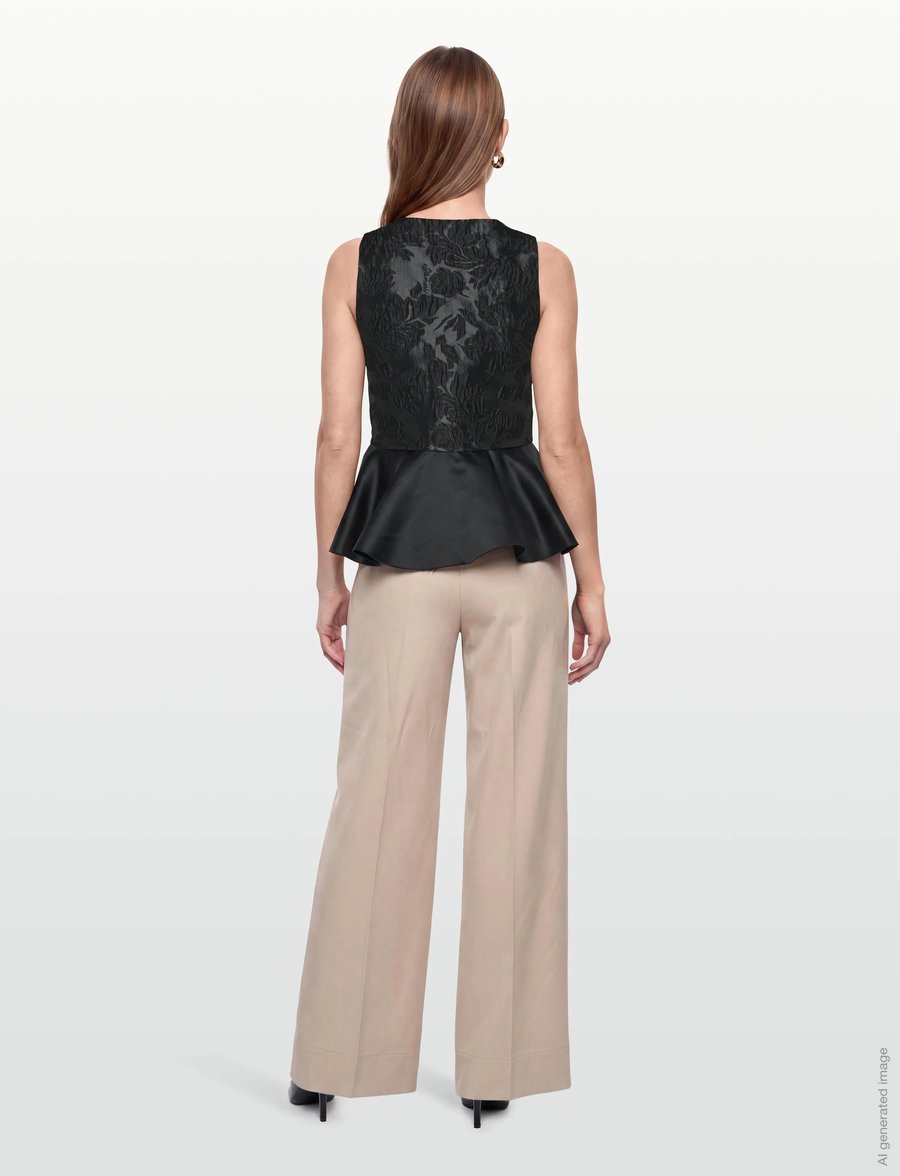 Ganni - Satin Cloque Peplum Top - varrukateta pluusid - black - 4