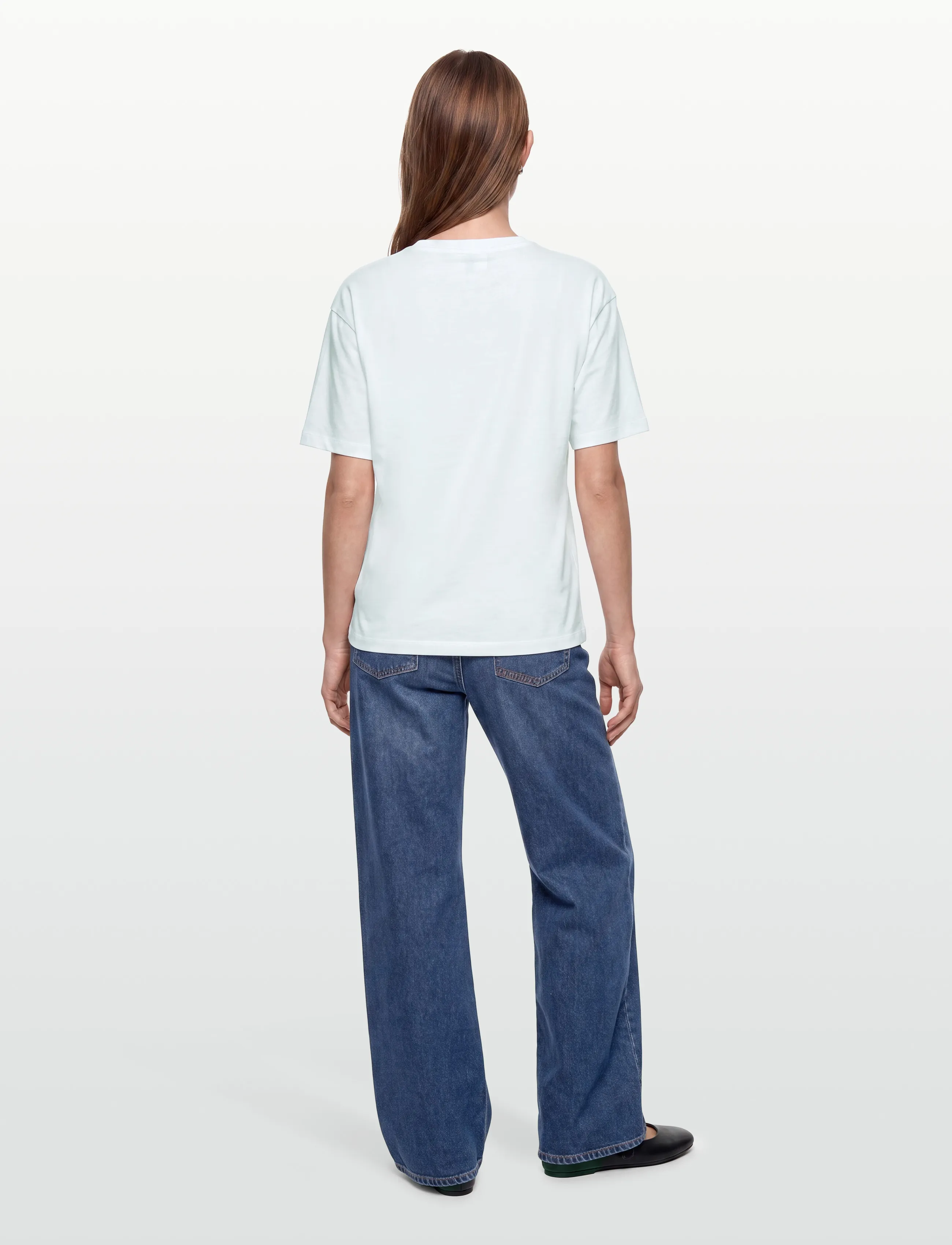 Ganni - Long-Sleeve T-Shirt With Raspberries - t-särgid - white - 4