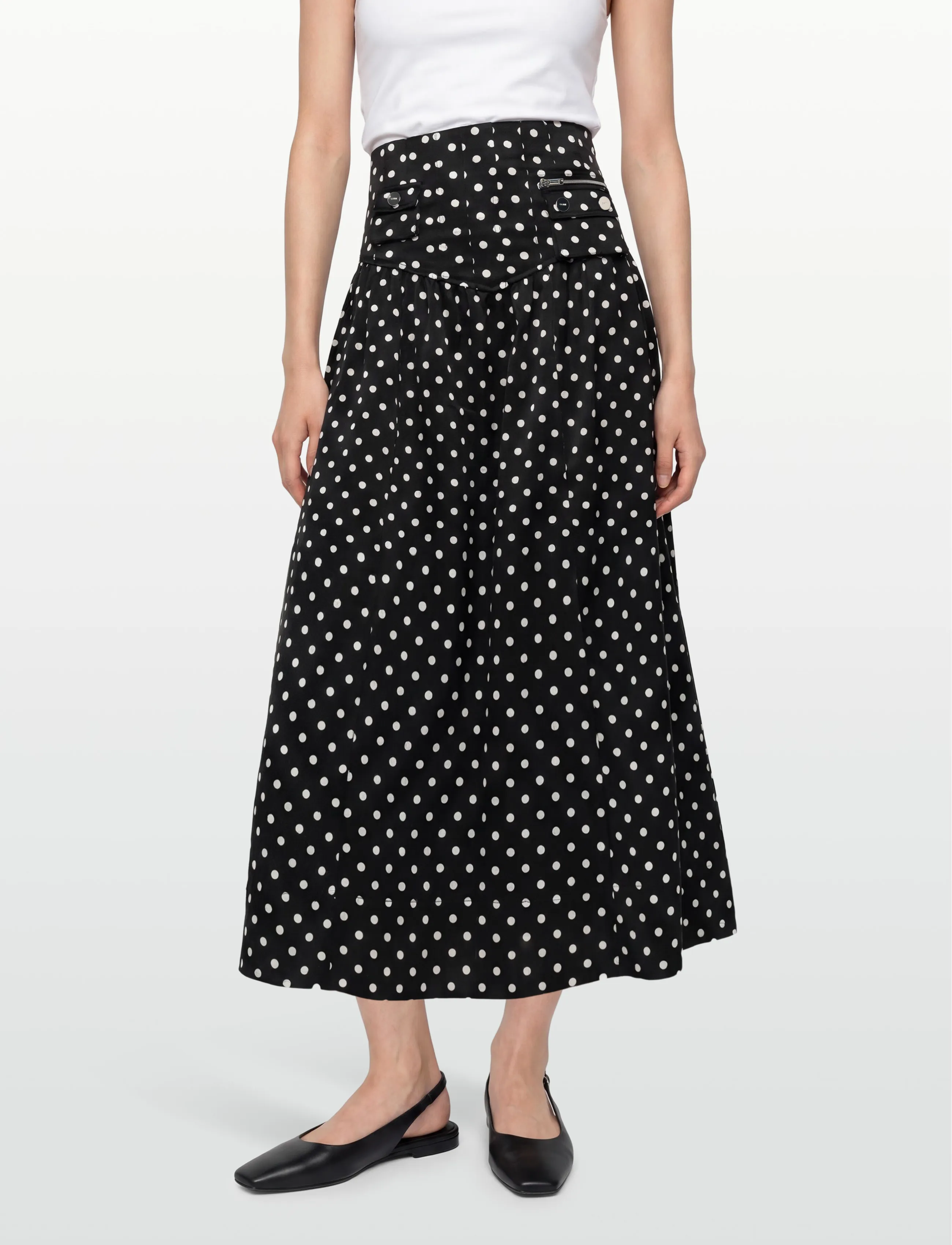 Ganni - Polka Dot Utility Pocket Midi Skirt - midi nederdele - black - 5