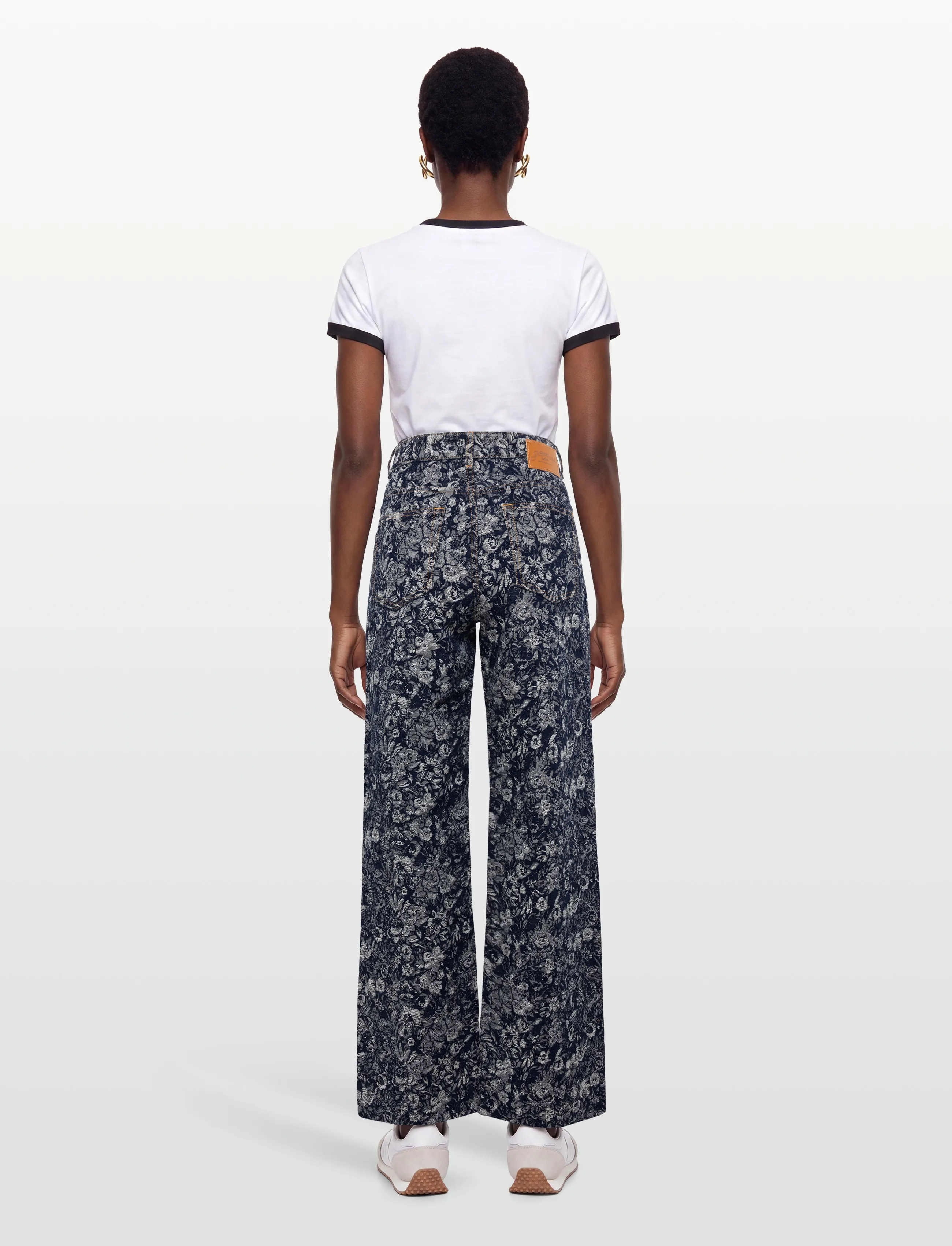 Ganni - Betzy Cropped Jeans In Tapestry Denim - hosen mit weitem bein - blue - 4