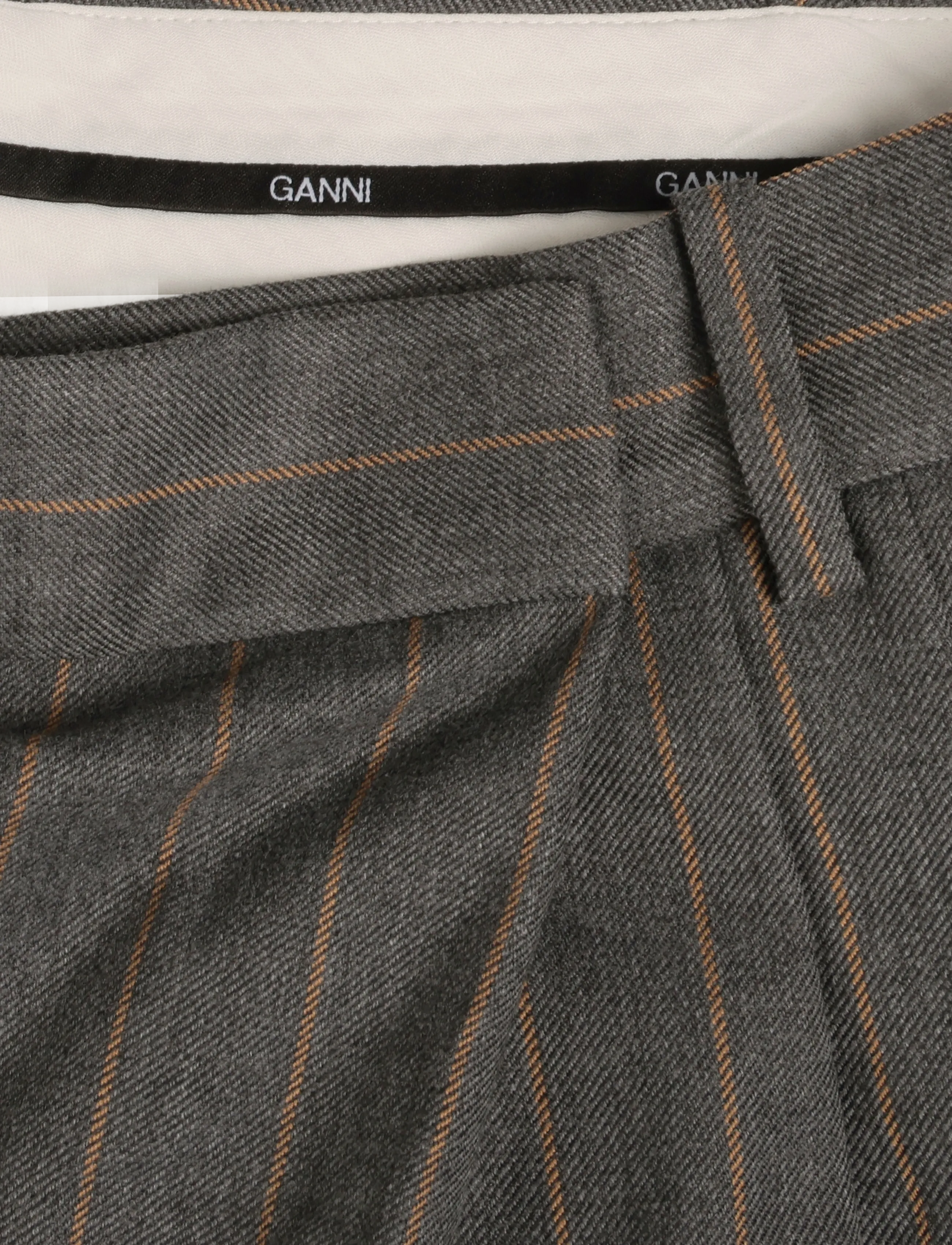 Ganni - Double-breasted Bermudas - bermudashorts - grey - 2