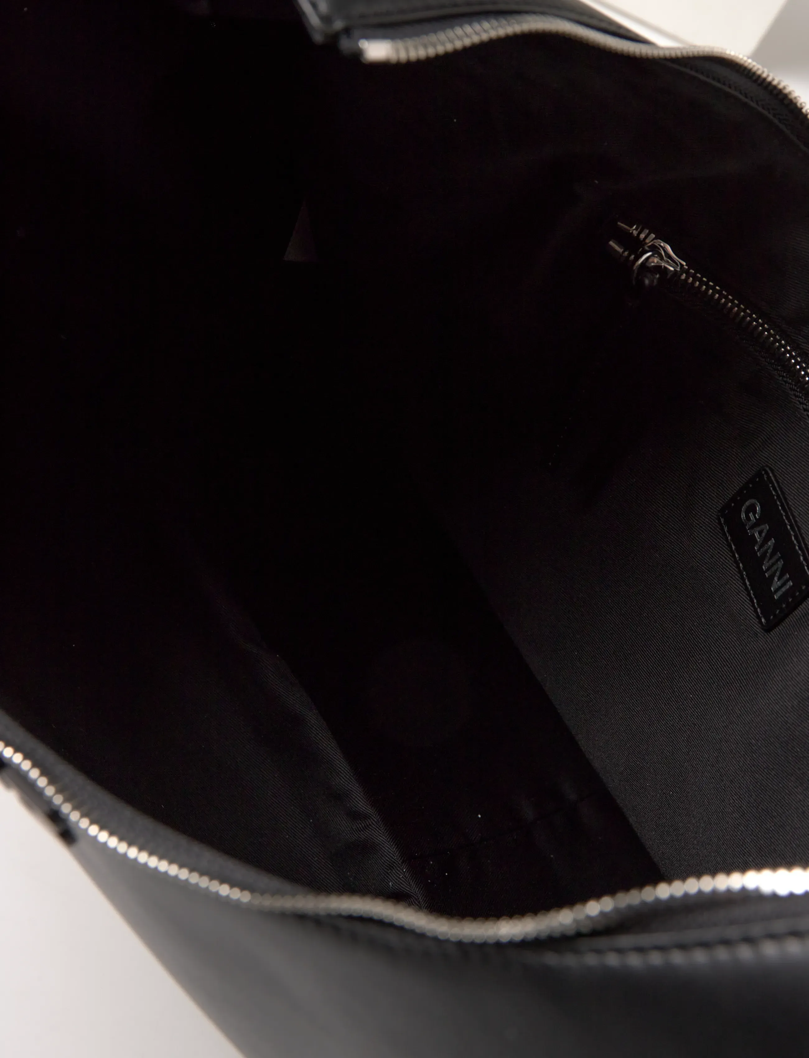 Ganni - Hobo XXL - schultertaschen - black - 5