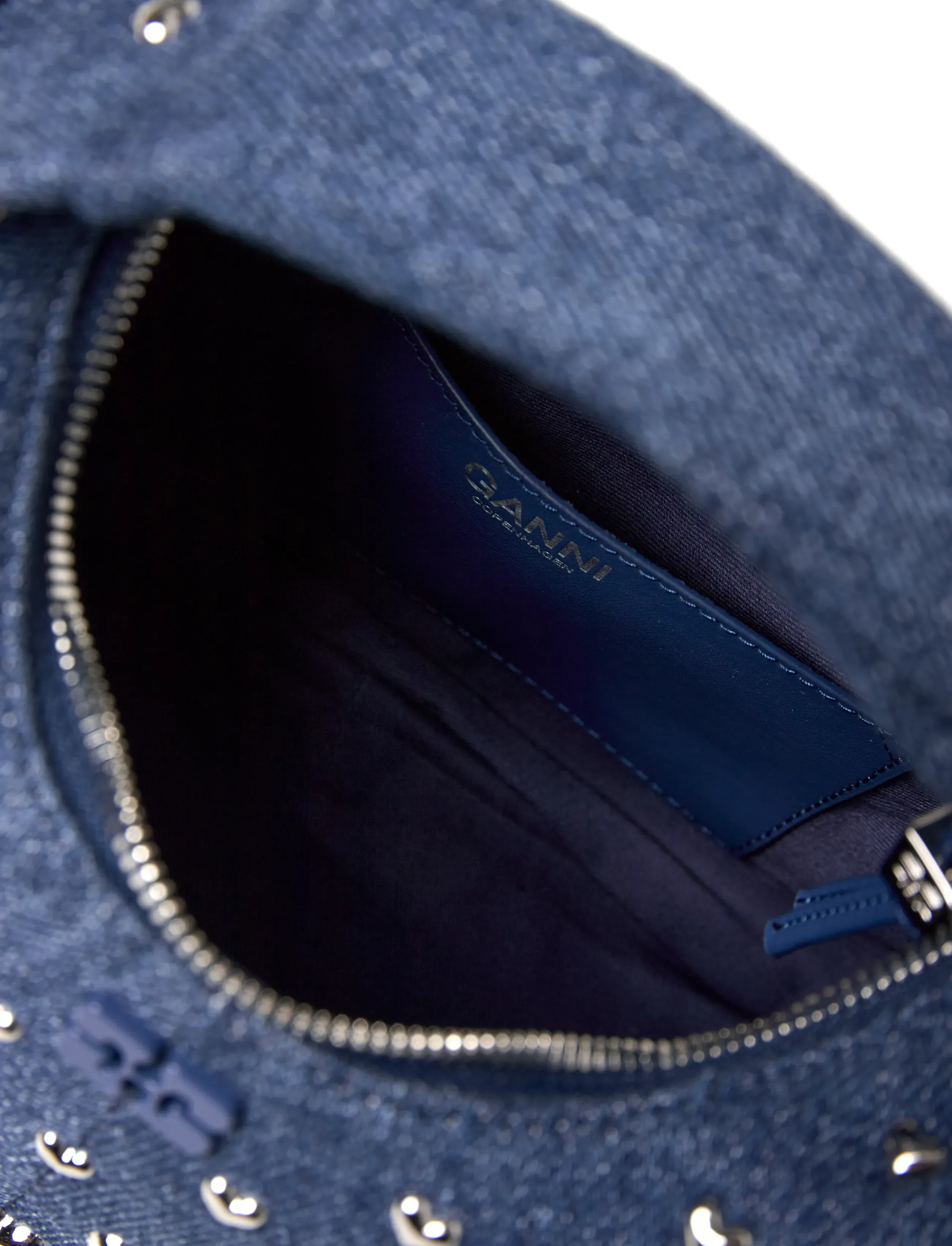 Ganni - Denim Stud Mini Hobo Bag - festmode zu outlet-preisen - blue - 5