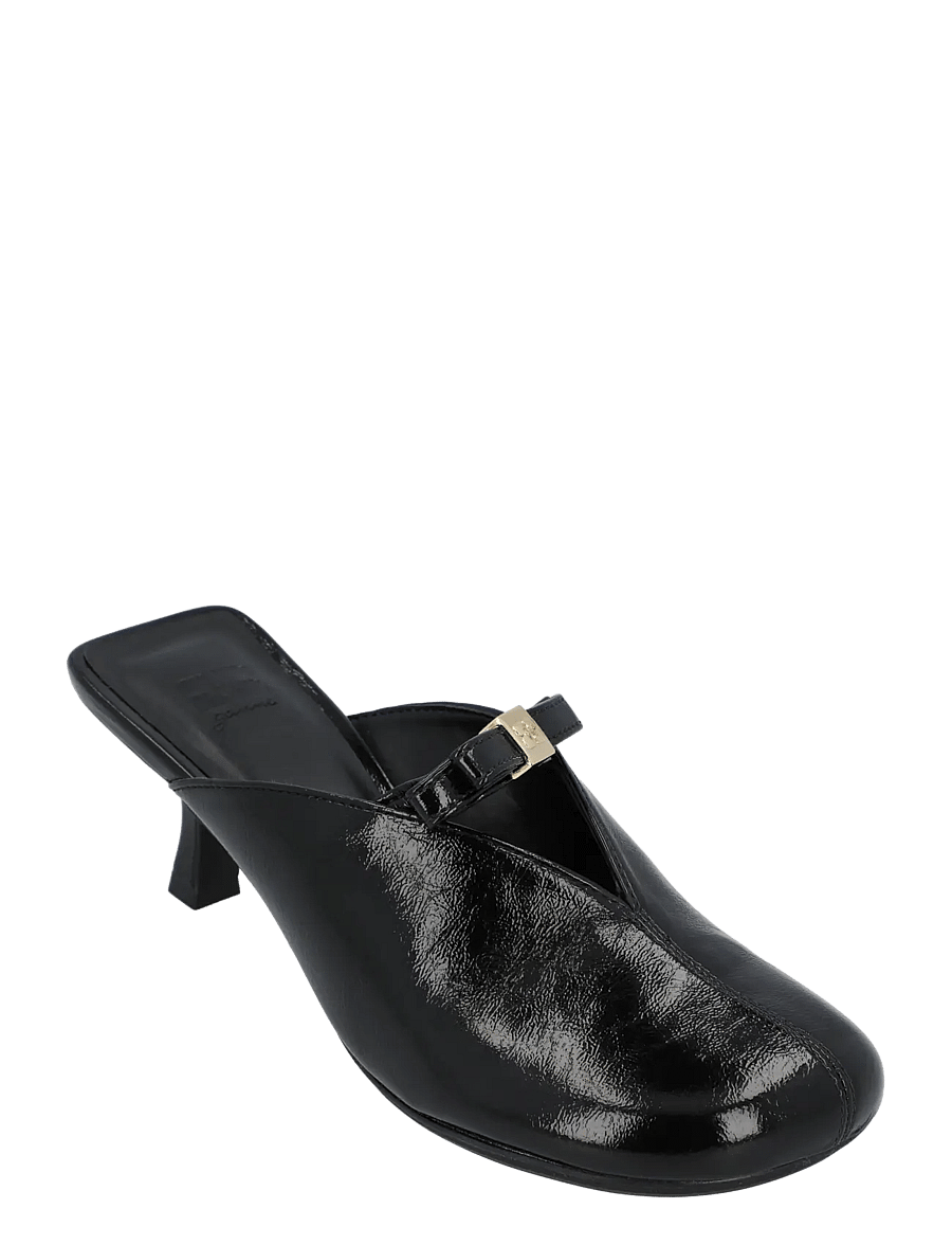Ganni - Sue Bow Heeled Mule Deep Shine - pantoletten mit absatz - black - 0