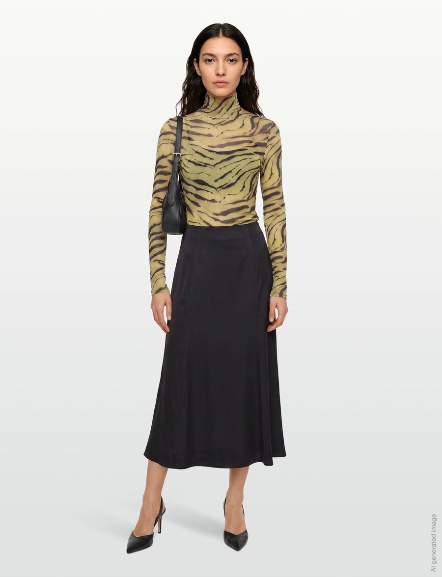 Ganni - Printed Shiny Jersey Turtleneck - rollkragenpullover - khakigreen - 0