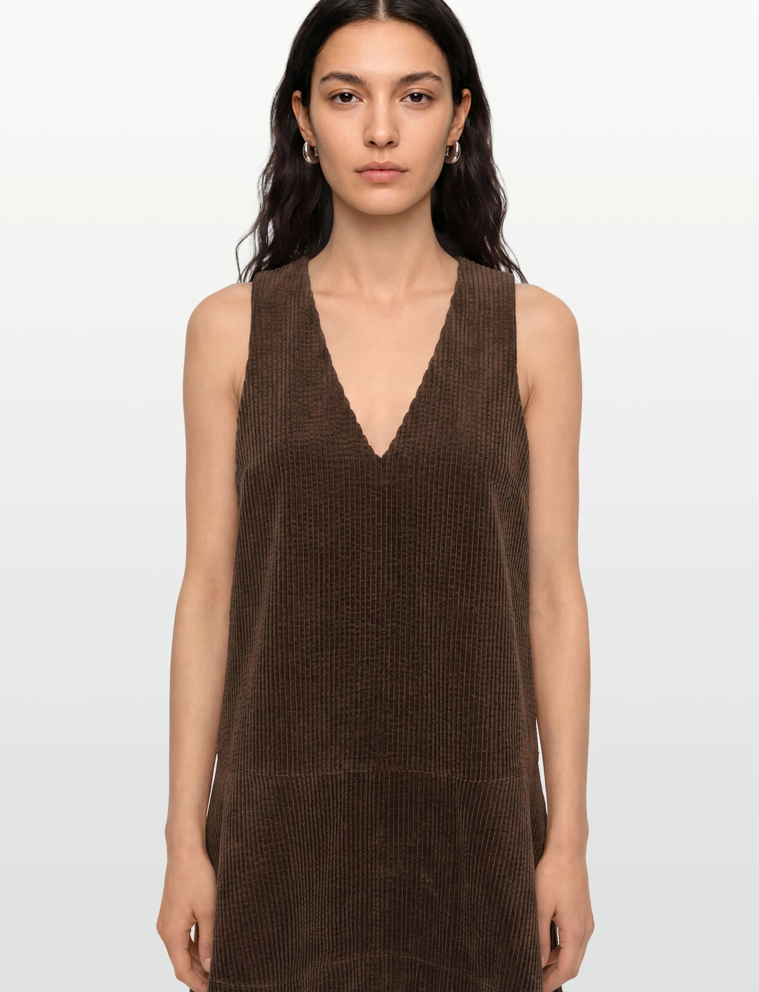 Ganni - Seersucker Corduroy V Neck Mini Dress - korta klänningar - brown - 3