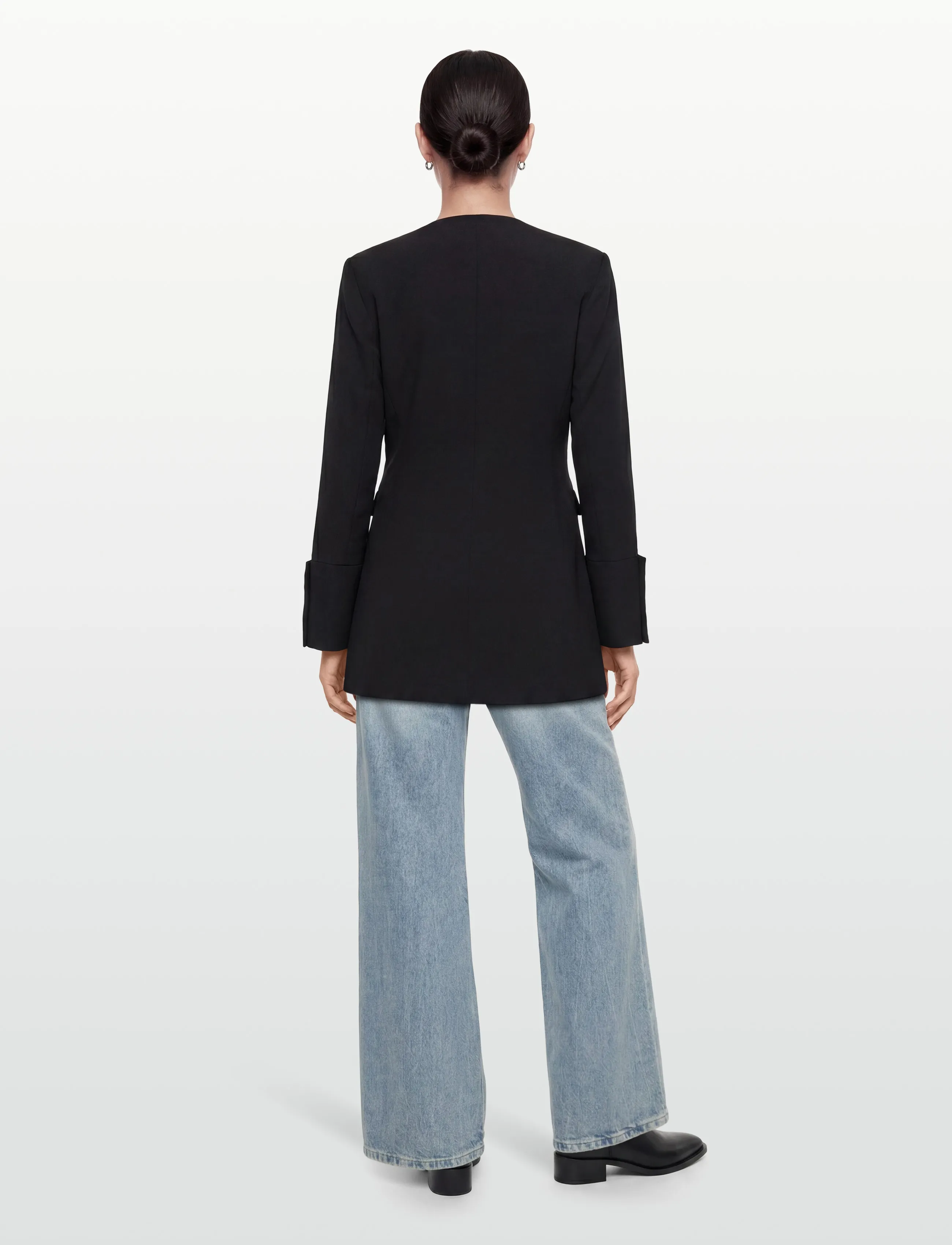 GANNI - Light Twill Suiting Fitted Blazer - odzież imprezowa w cenach outletowych - black - 4