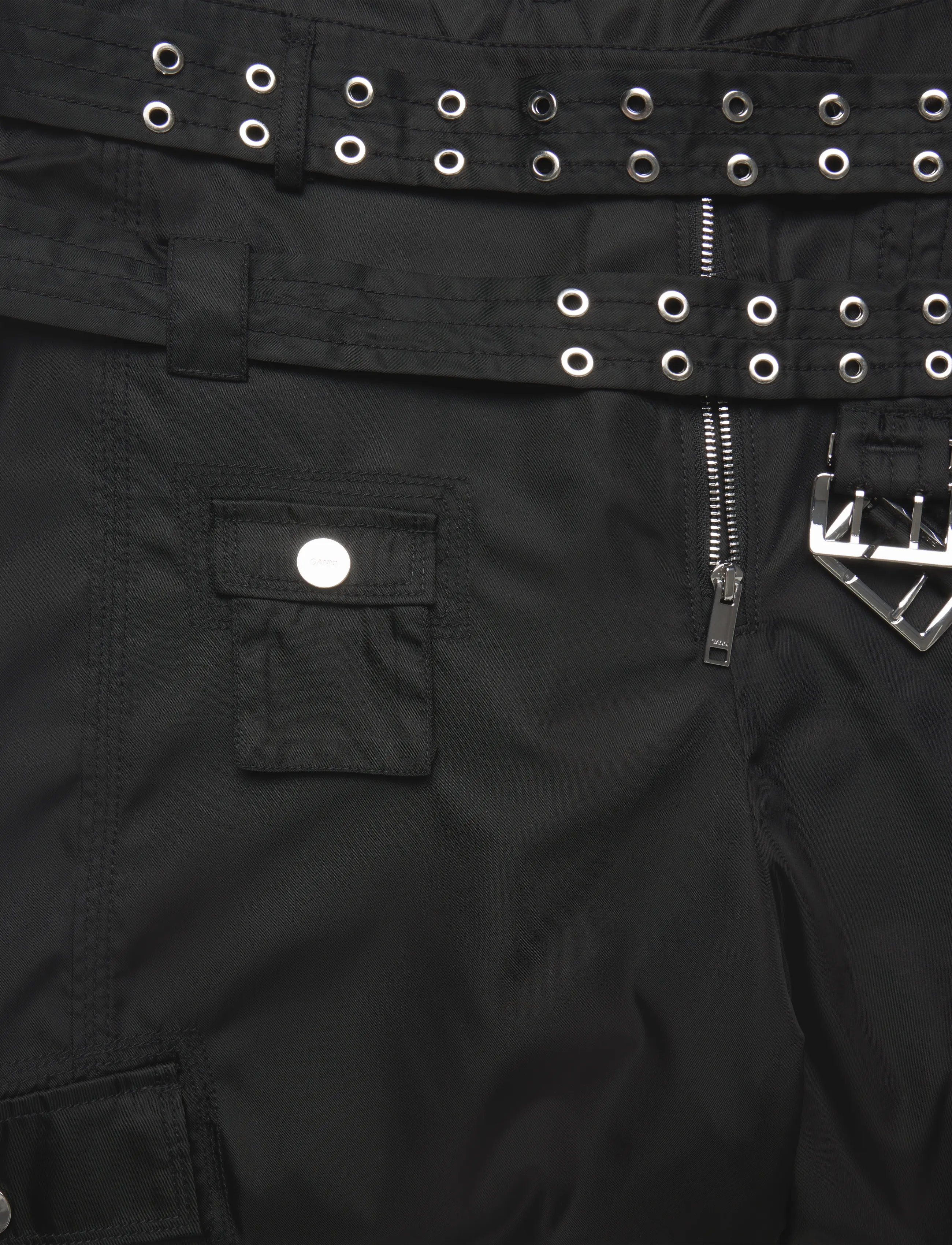 GANNI - Duchesse Nylon Pocket Shorts - black - 4