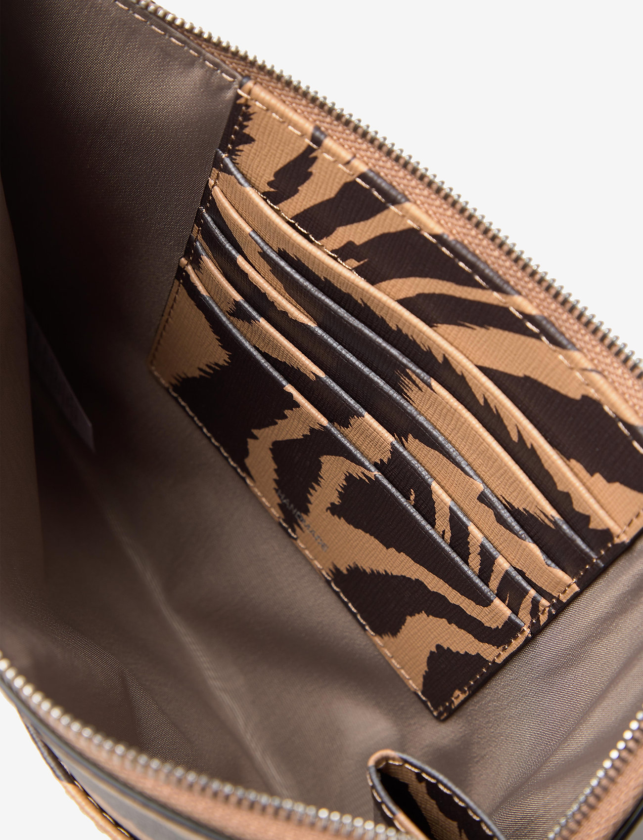 Ganni - Pouch - tannin - 4