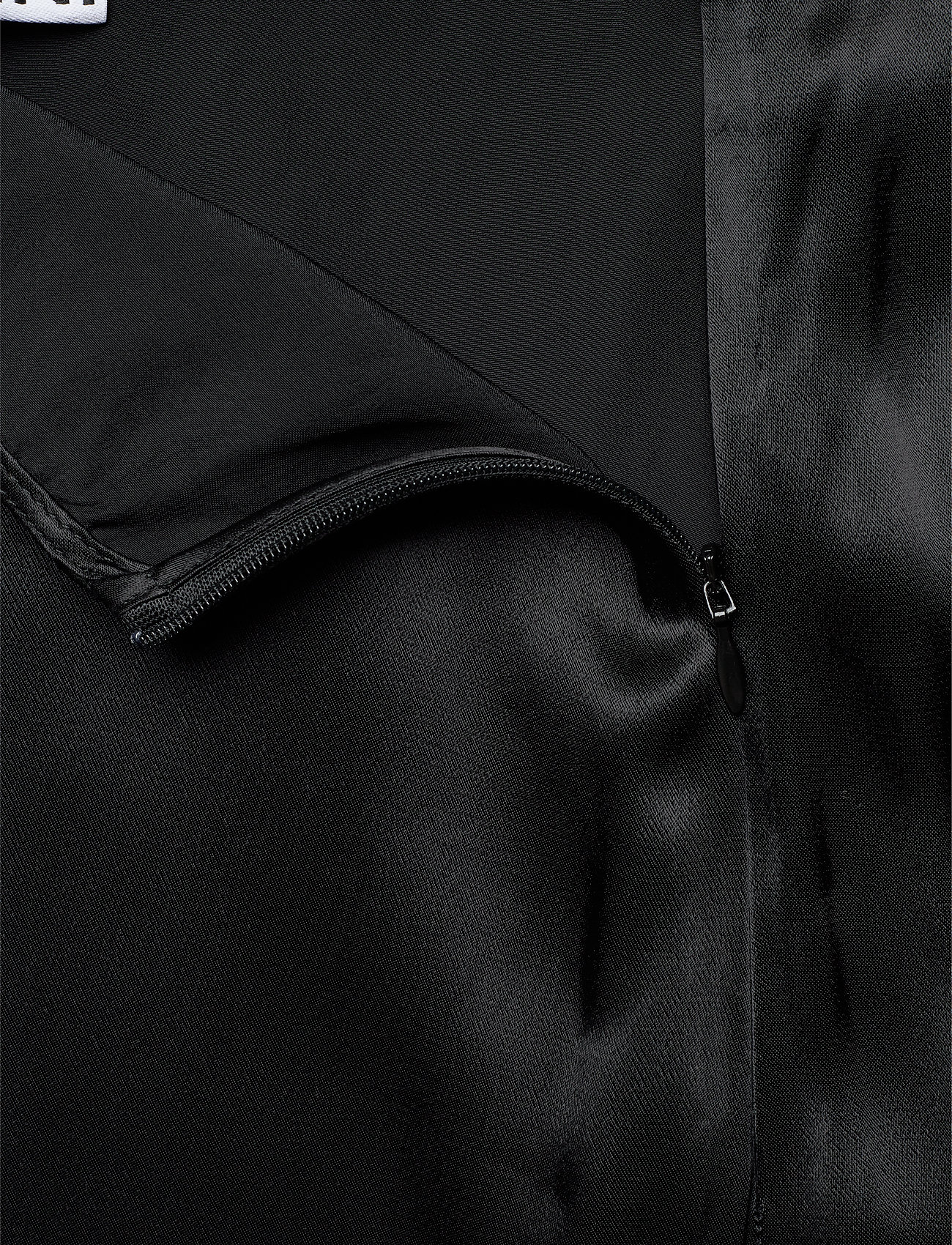 Ganni - Heavy Satin - black - 4