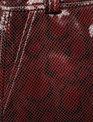 Ganni - Snake Foil Leather - lædershorts - decadent chocolate - 2