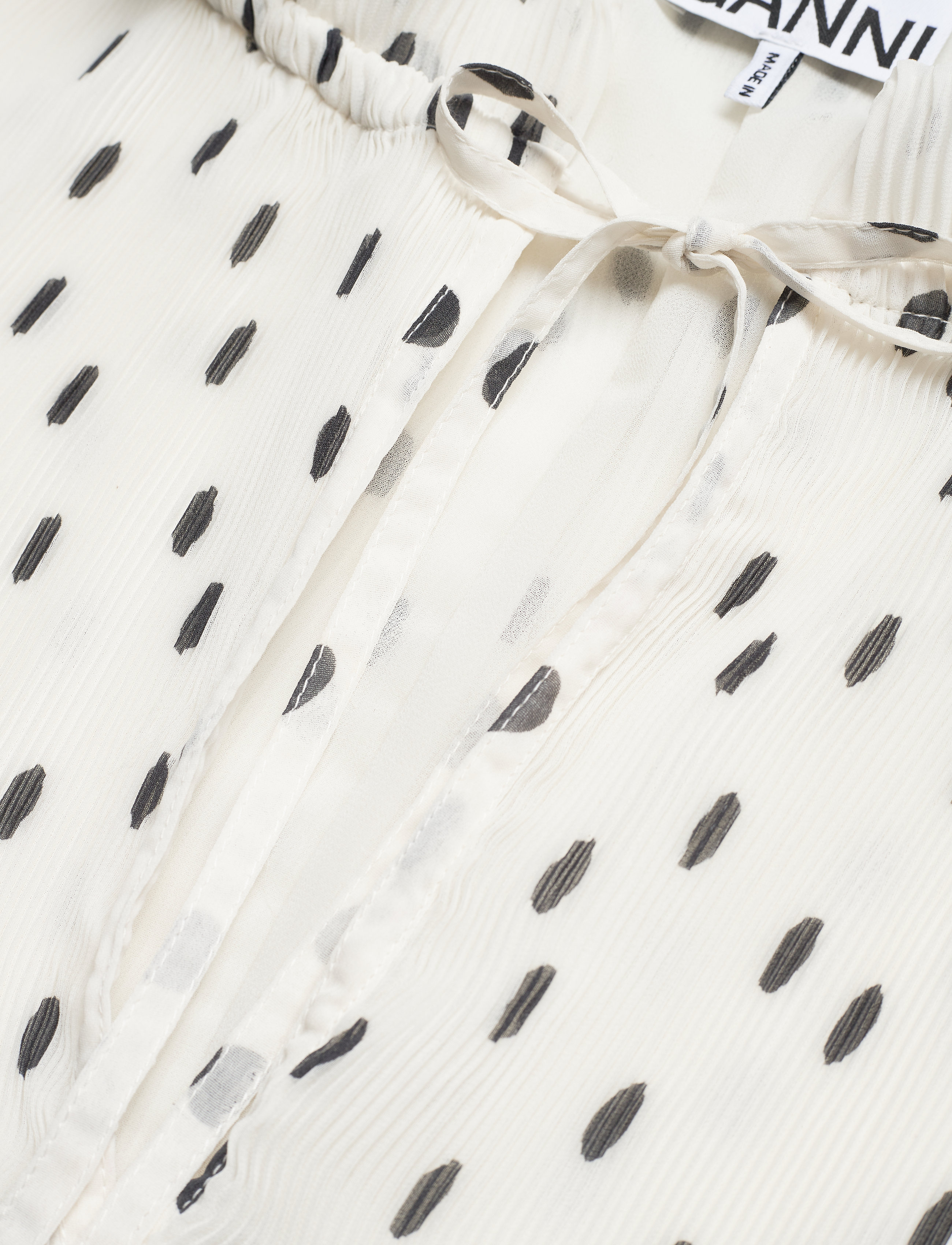 Ganni - Pleated Georgette - egret - 2