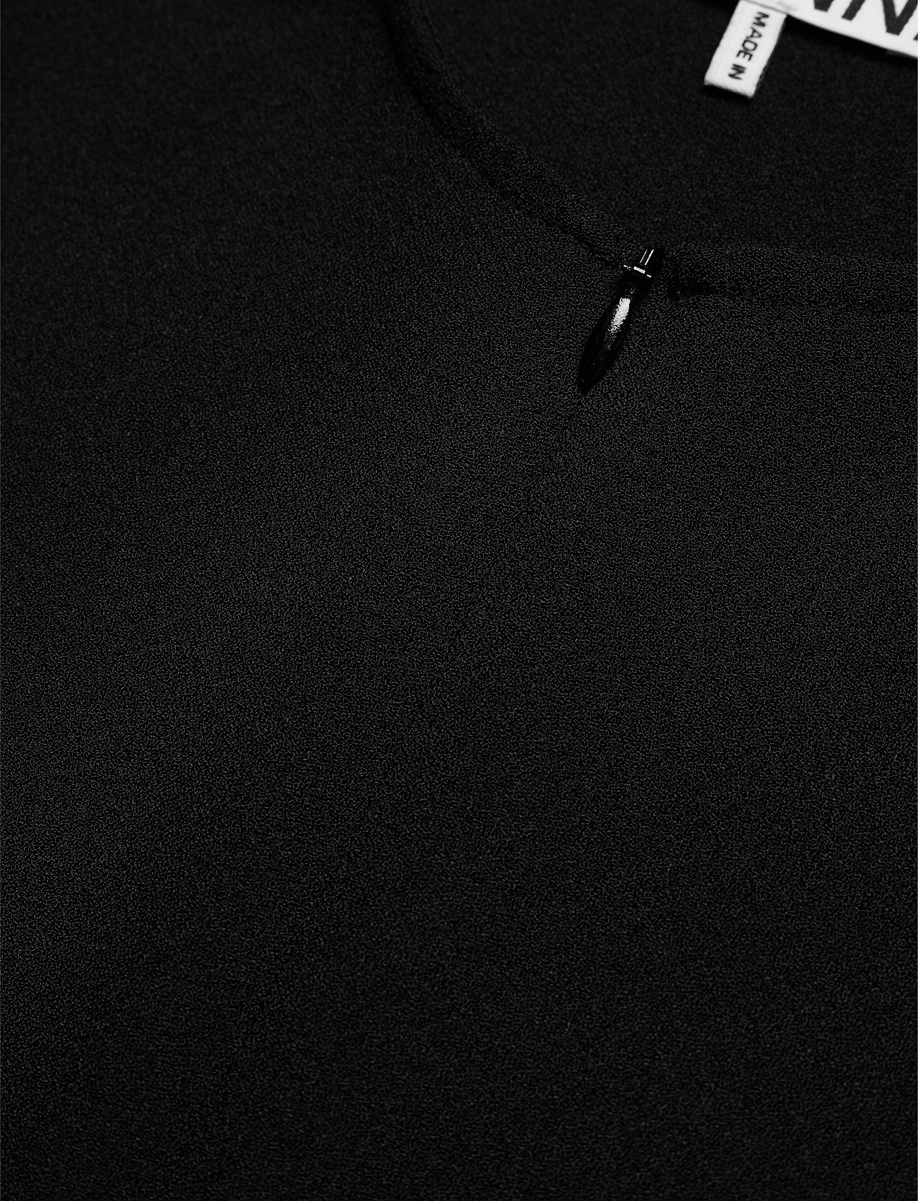 Ganni - Heavy Crepe - black - 2