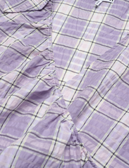 Ganni - Seersucker Check Mini Wrap Dress - omlottklänningar - check persian violet - 2