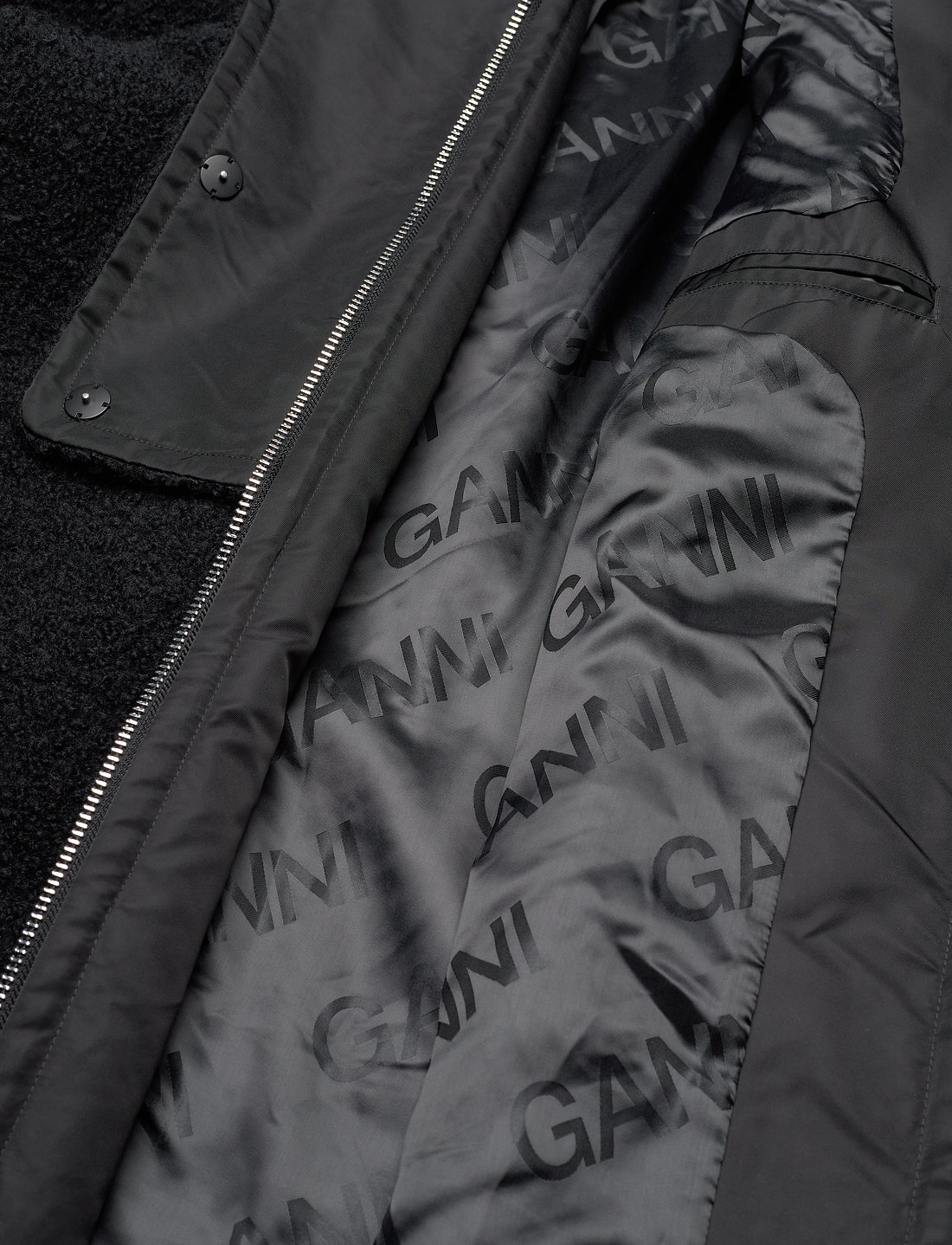 Ganni Wool Coat - 3299 kr. Køb Vinterfrakker fra Ganni online på Boozt.com. Hurtig levering & nem retur