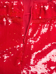 Ganni - Sequins - festkläder till outletpriser - fiery red - 3