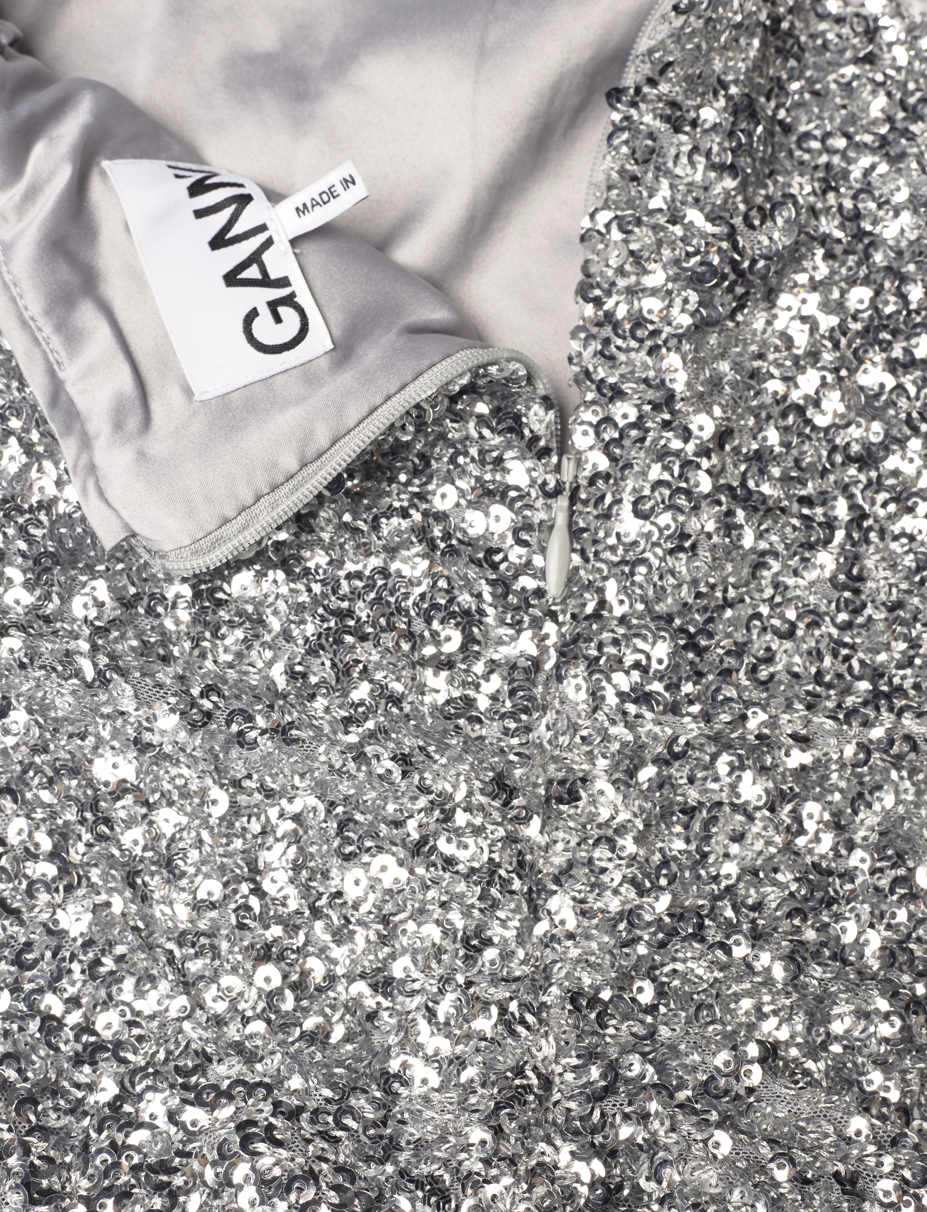 Ganni - 3D Sequins - silver - 3