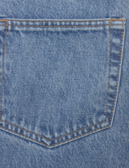 Ganni - Overdyed Cutline Denim - jeanskjolar - mid blue stone - 4