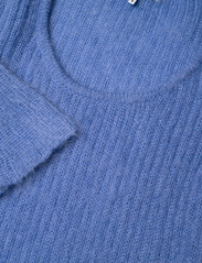 Ganni - Brushed Mohair Rib Knit - stickade klänningar - silver lake blue - 2