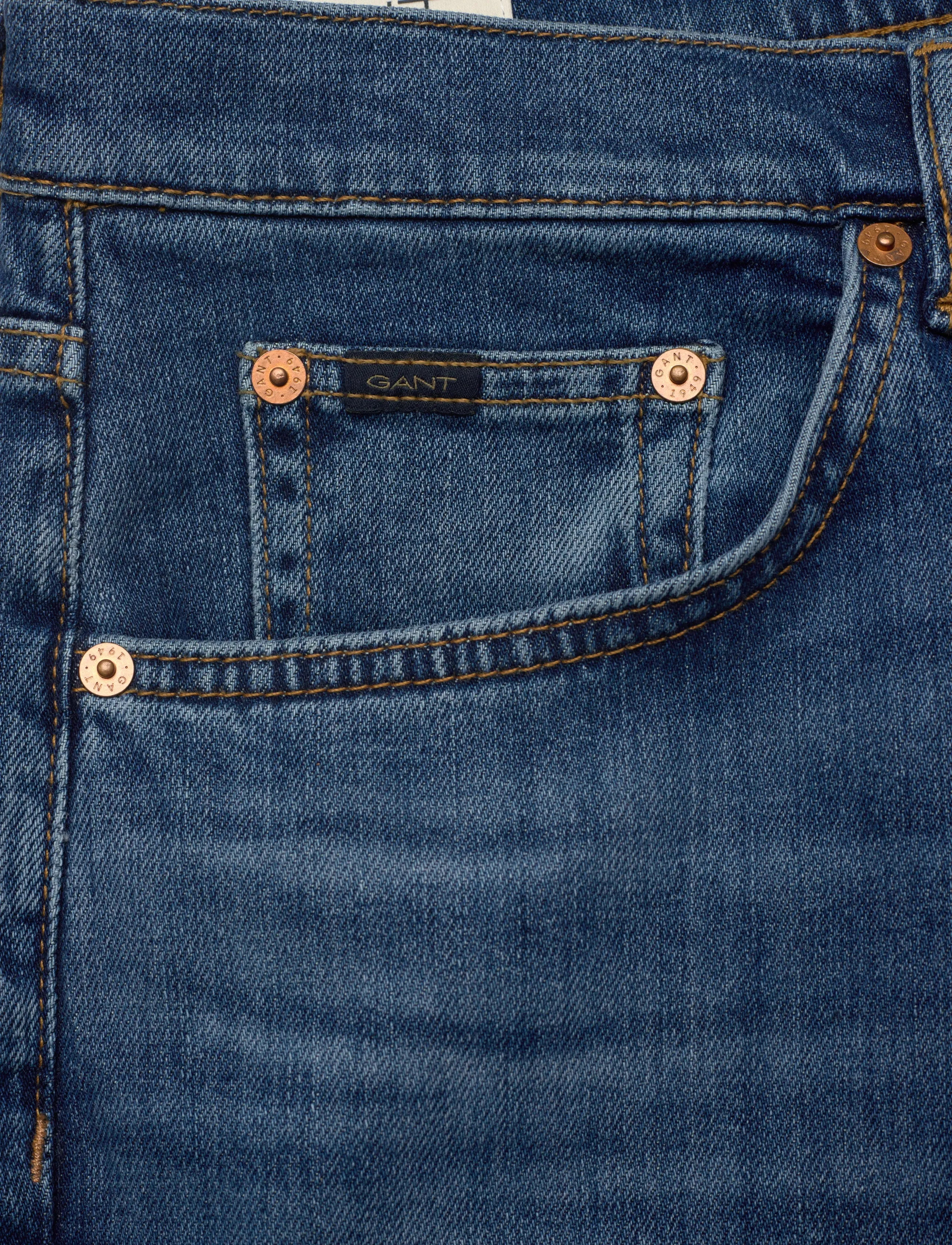 Gant - REG GANT JEANS - regular jeans - mid blue broken in - 5