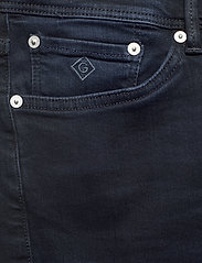 GANT - MAXEN ACTIVE-RECOVER JEANS - džinsa bikses ar tievām starām - black vintage - 2