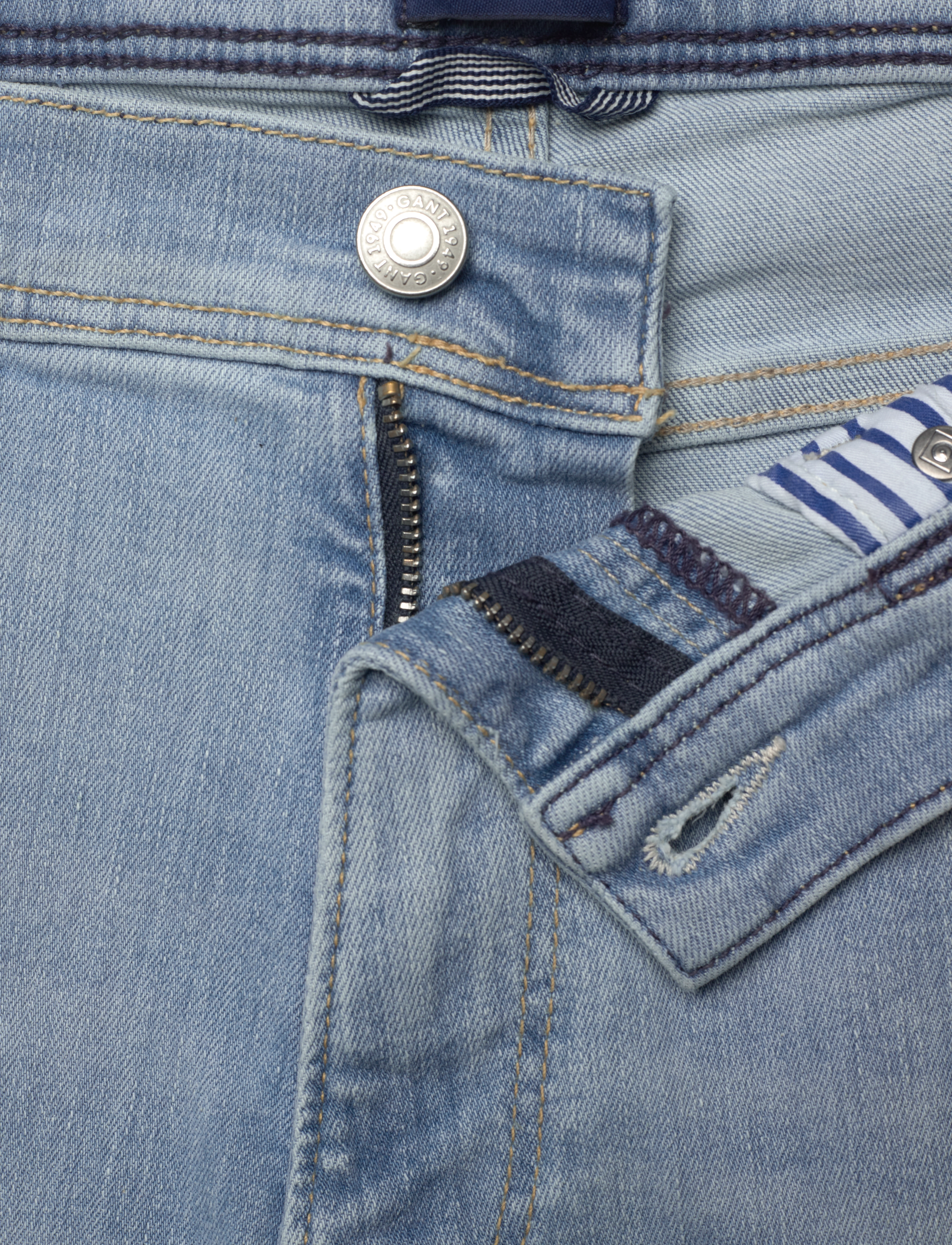 GANT - MAXEN ACTIVE-RECOVER JEANS - semi light blue worn in - 3