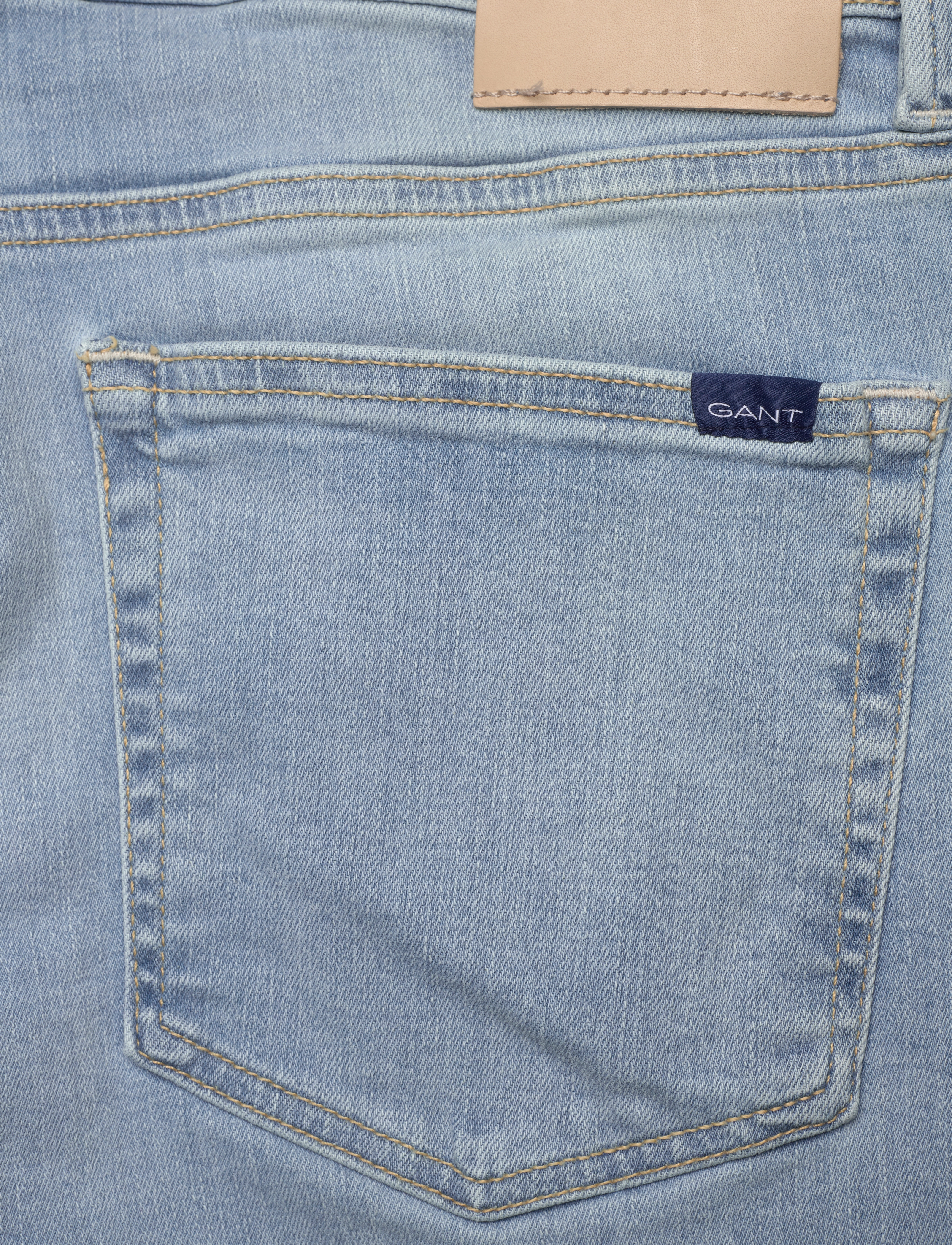 GANT - MAXEN ACTIVE-RECOVER JEANS - semi light blue worn in - 4